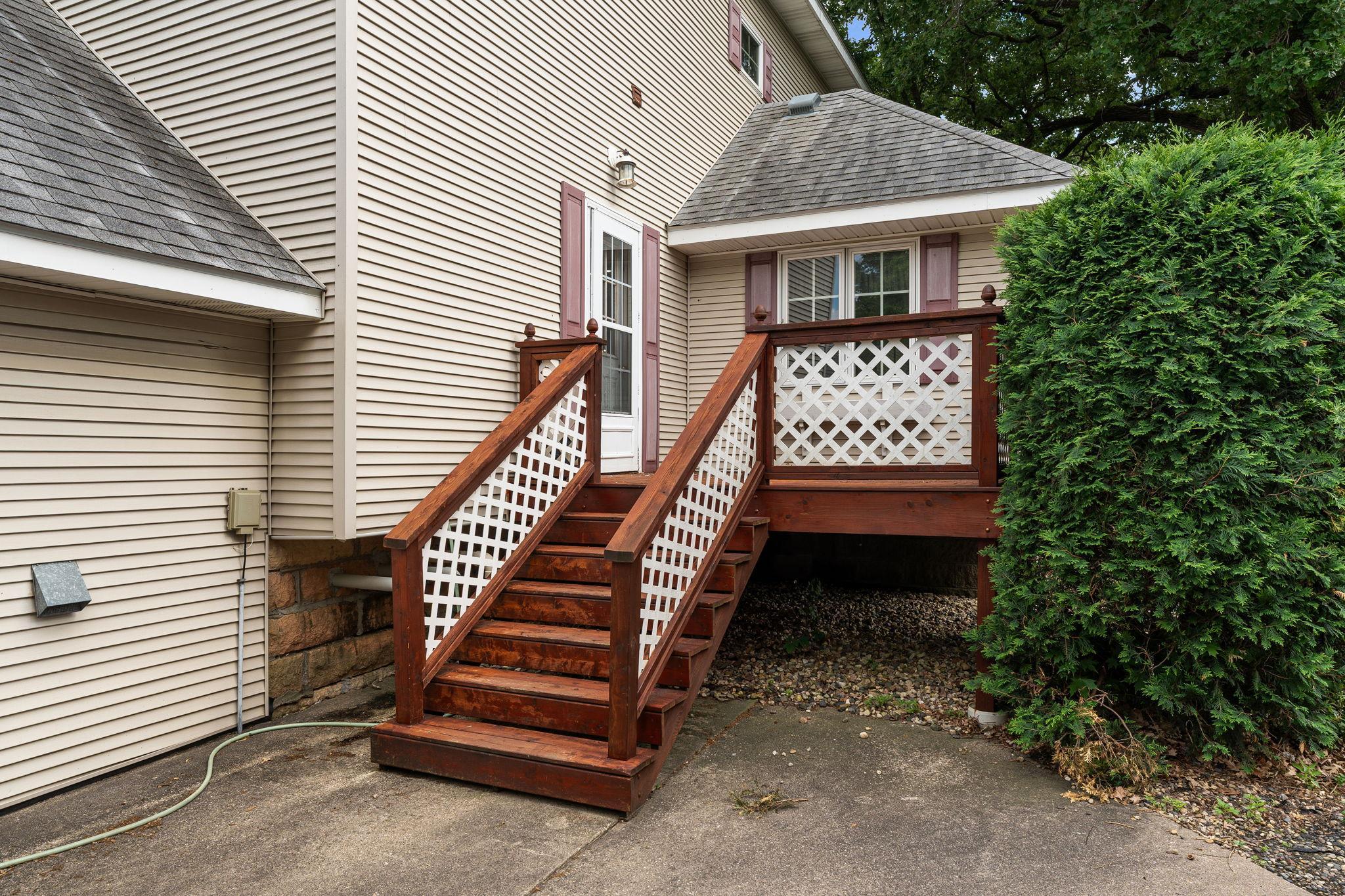 821 E Elm Avenue