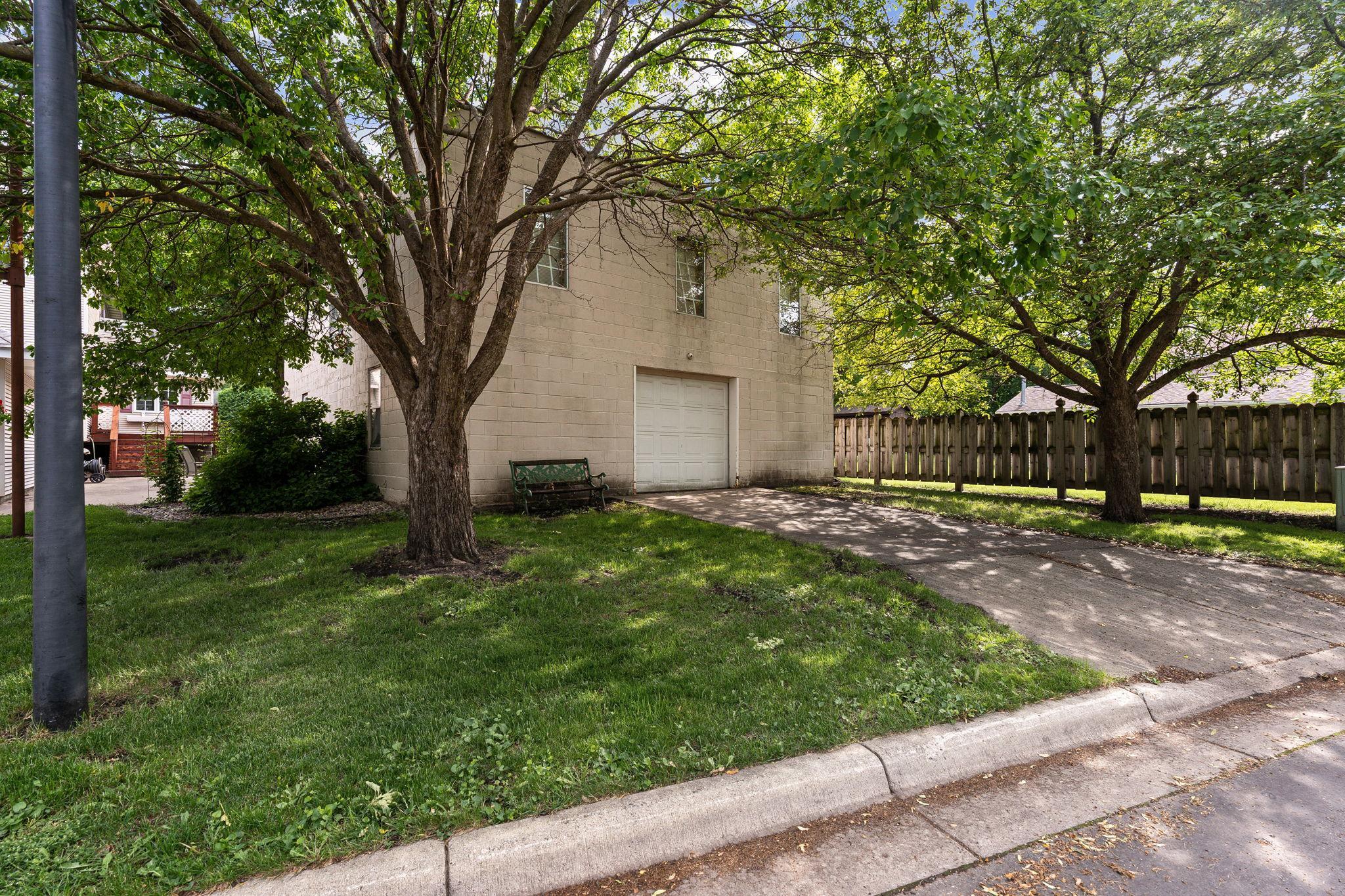 821 E Elm Avenue