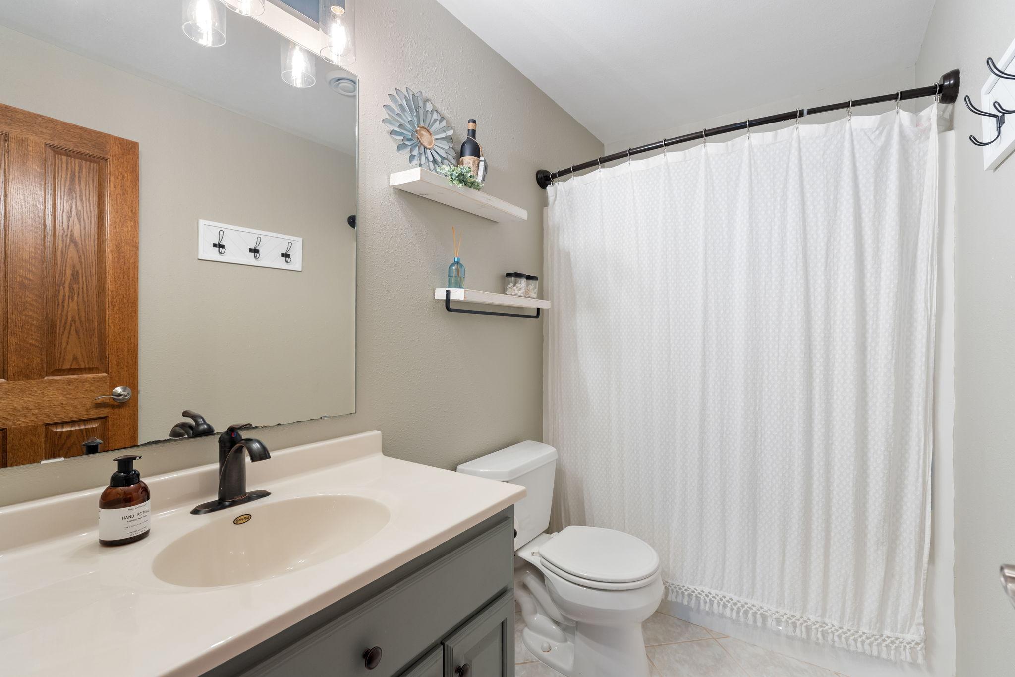 2575 Fox Hollow Lane