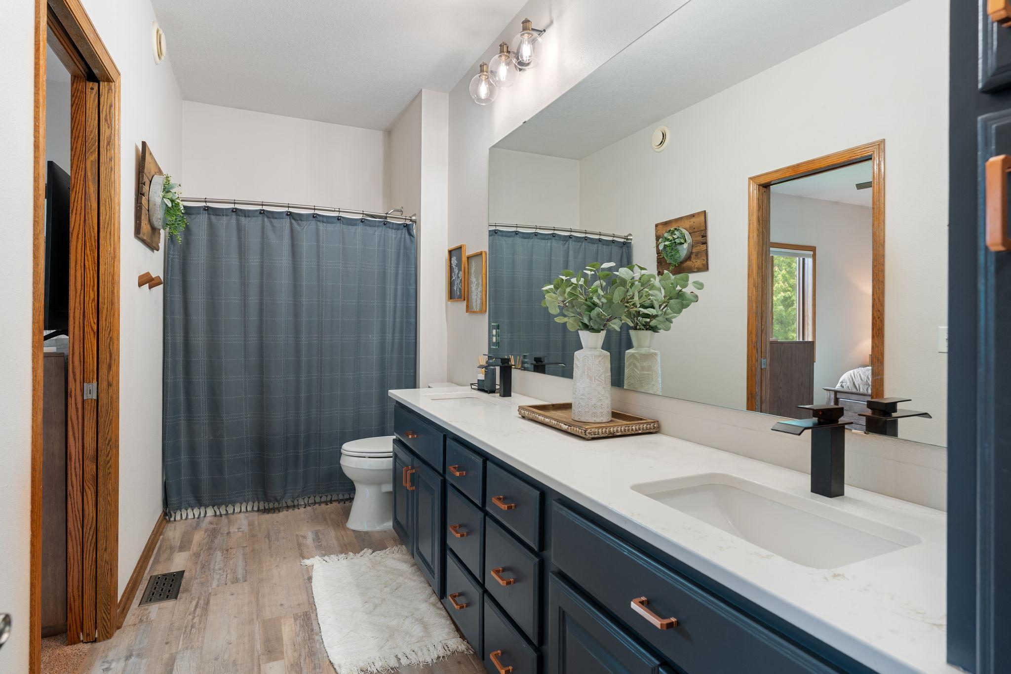2575 Fox Hollow Lane