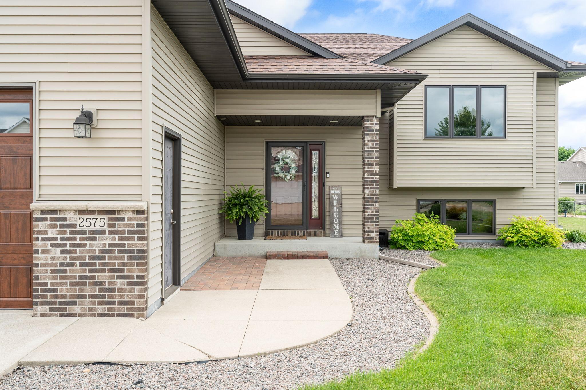 2575 Fox Hollow Lane