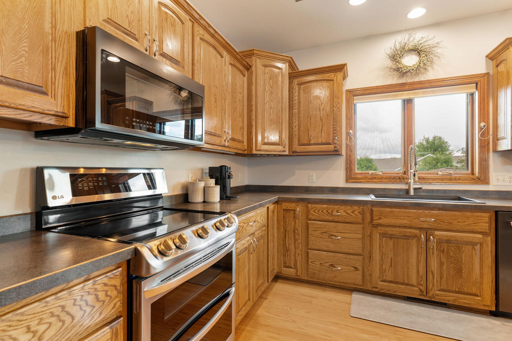 2575 Fox Hollow Lane