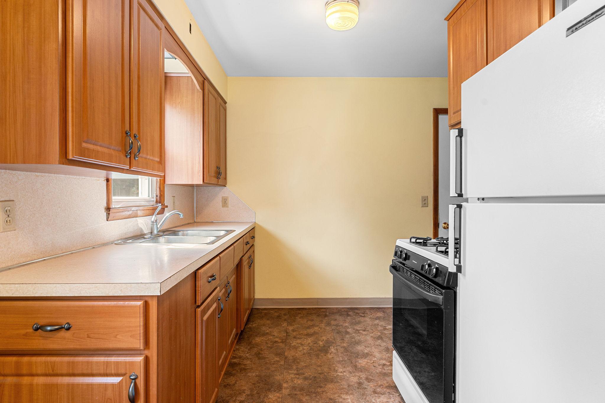 227 5th Avenue NE