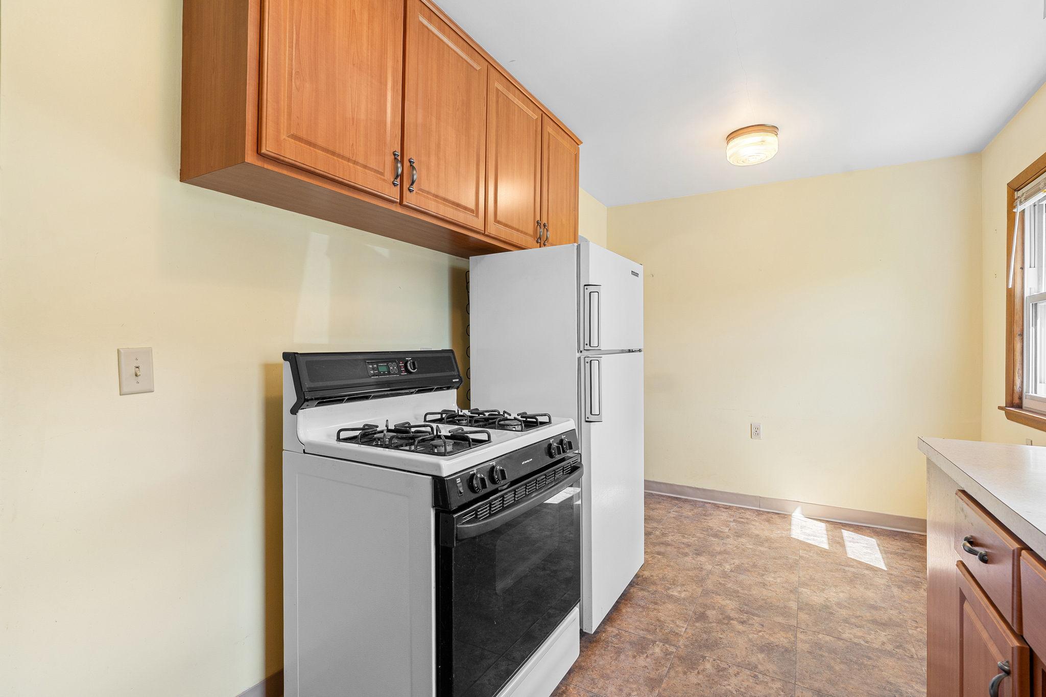 227 5th Avenue NE
