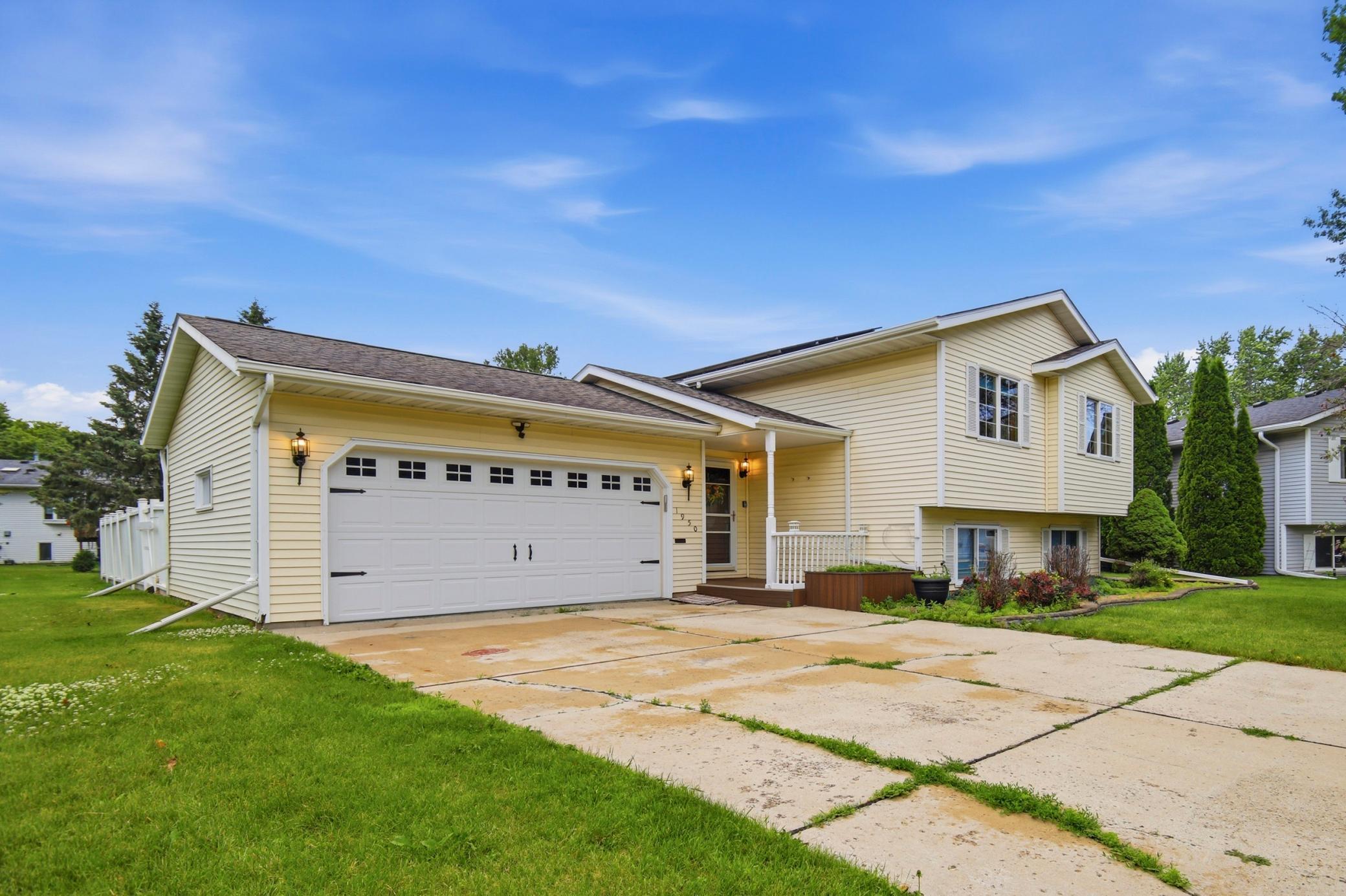 1950 Greenwood Drive