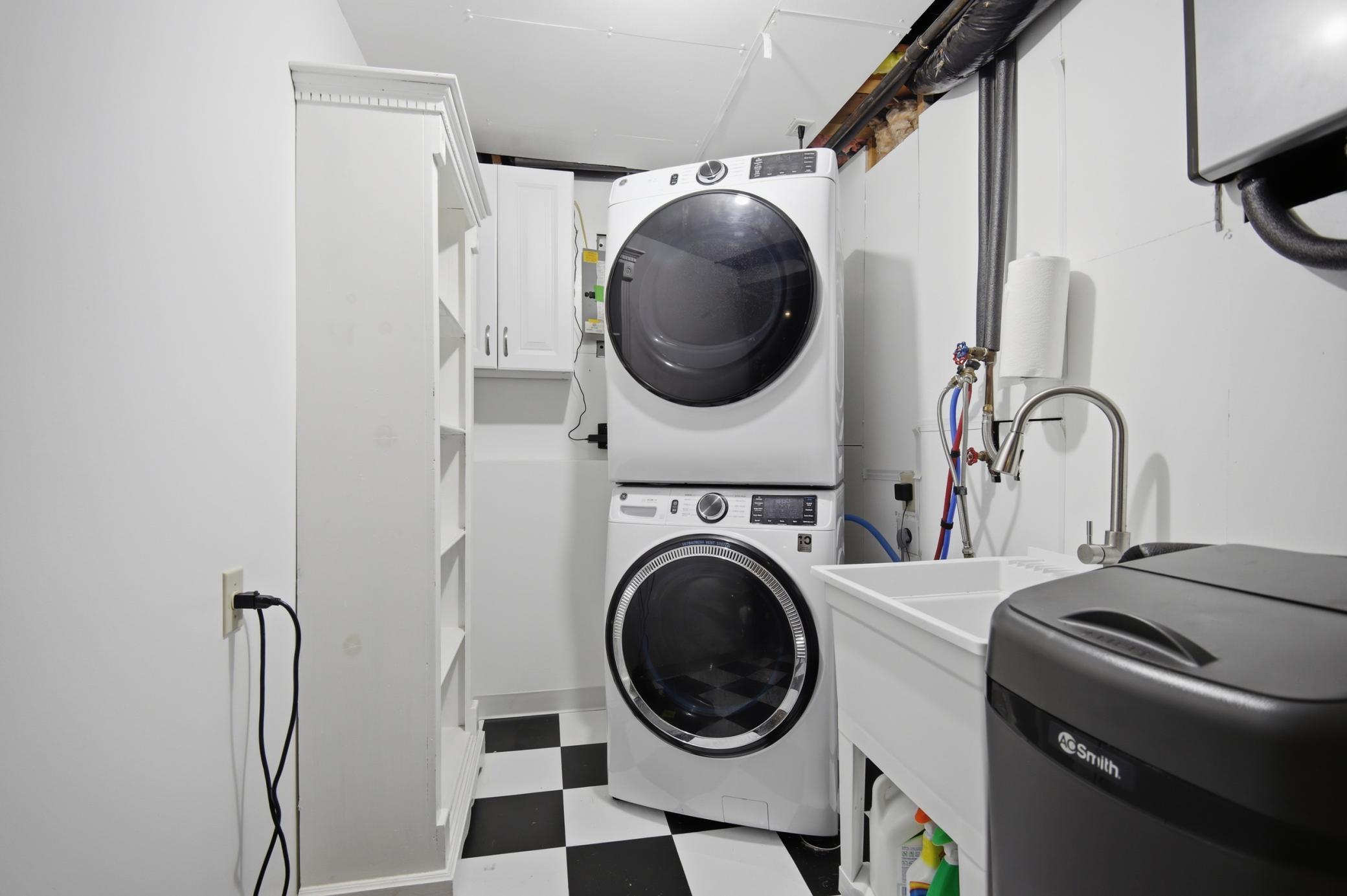 1950 Greenwood Drive