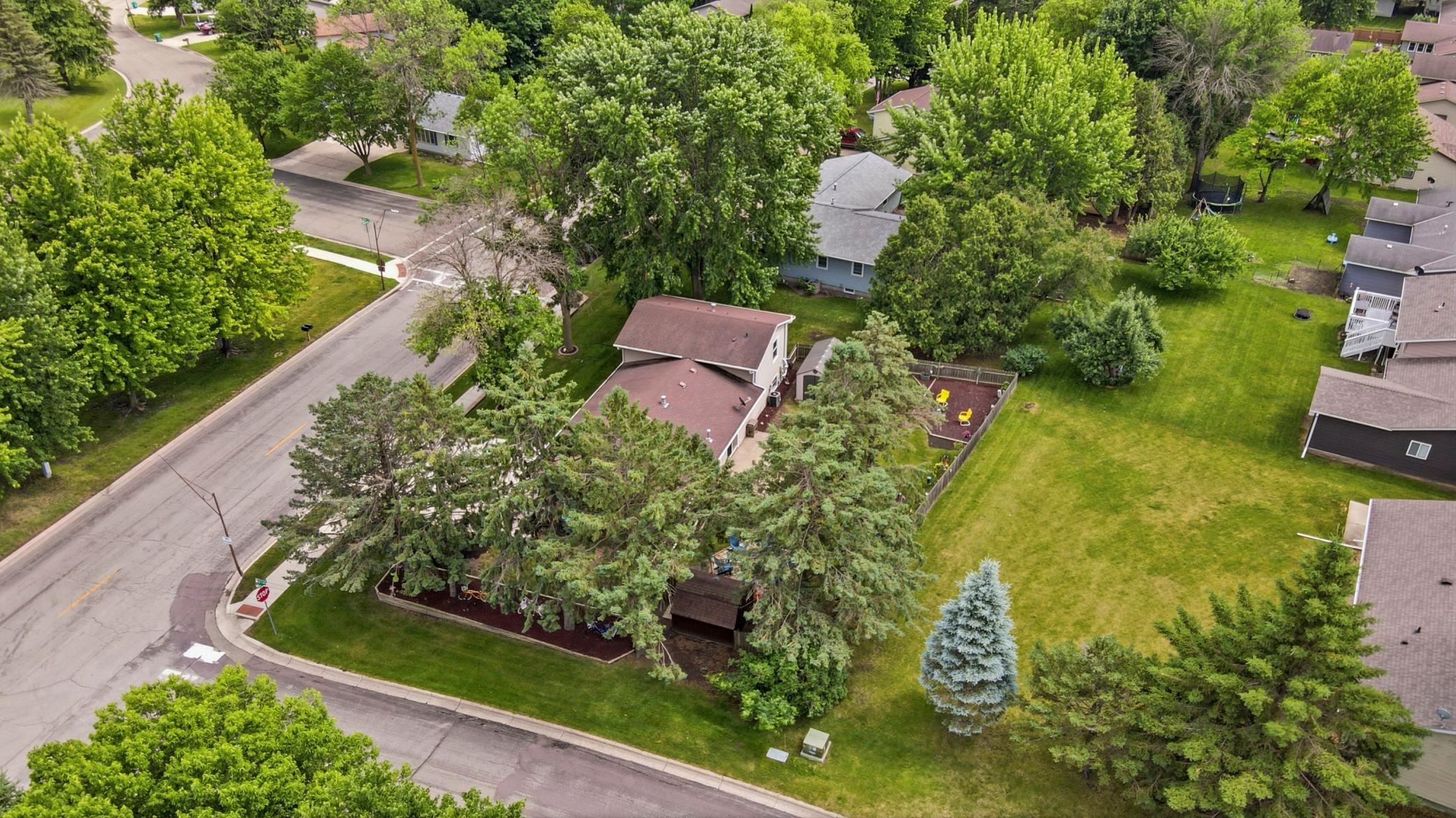 360 Allan Avenue