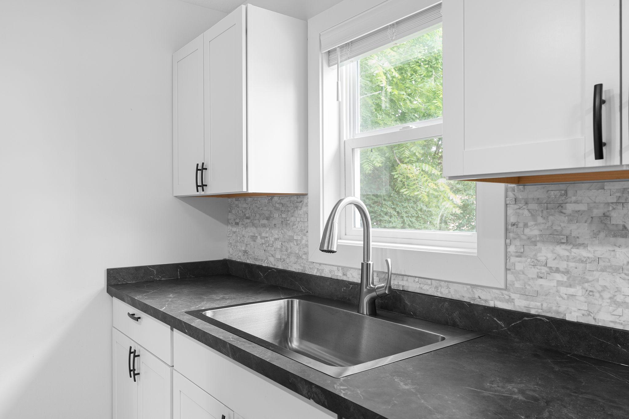 130 16th Street NE