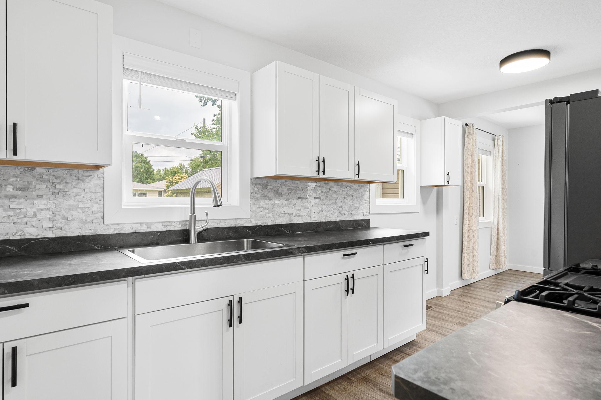 130 16th Street NE