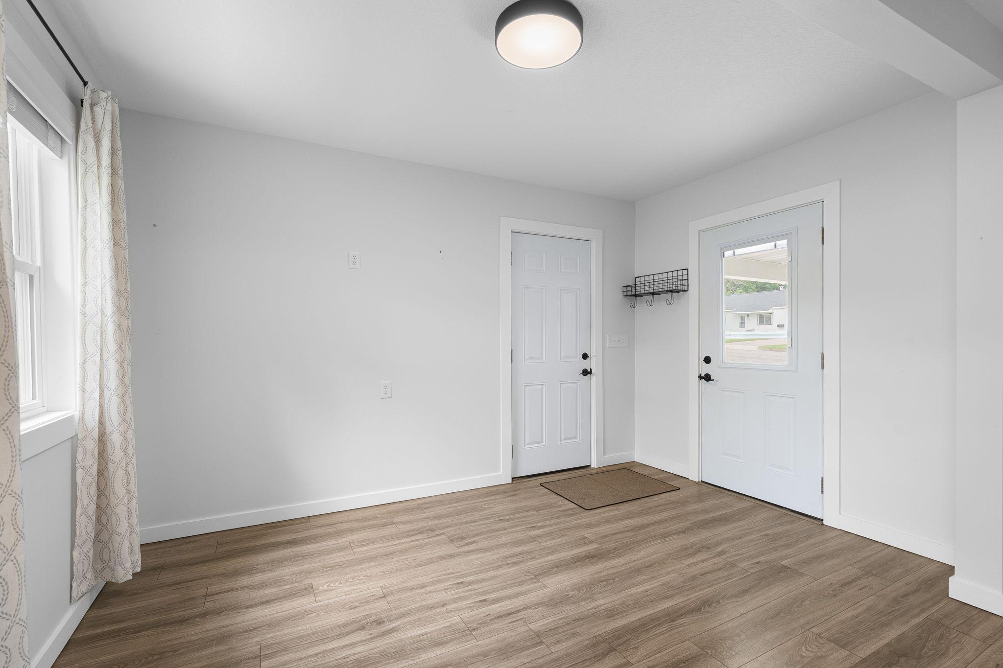 130 16th Street NE
