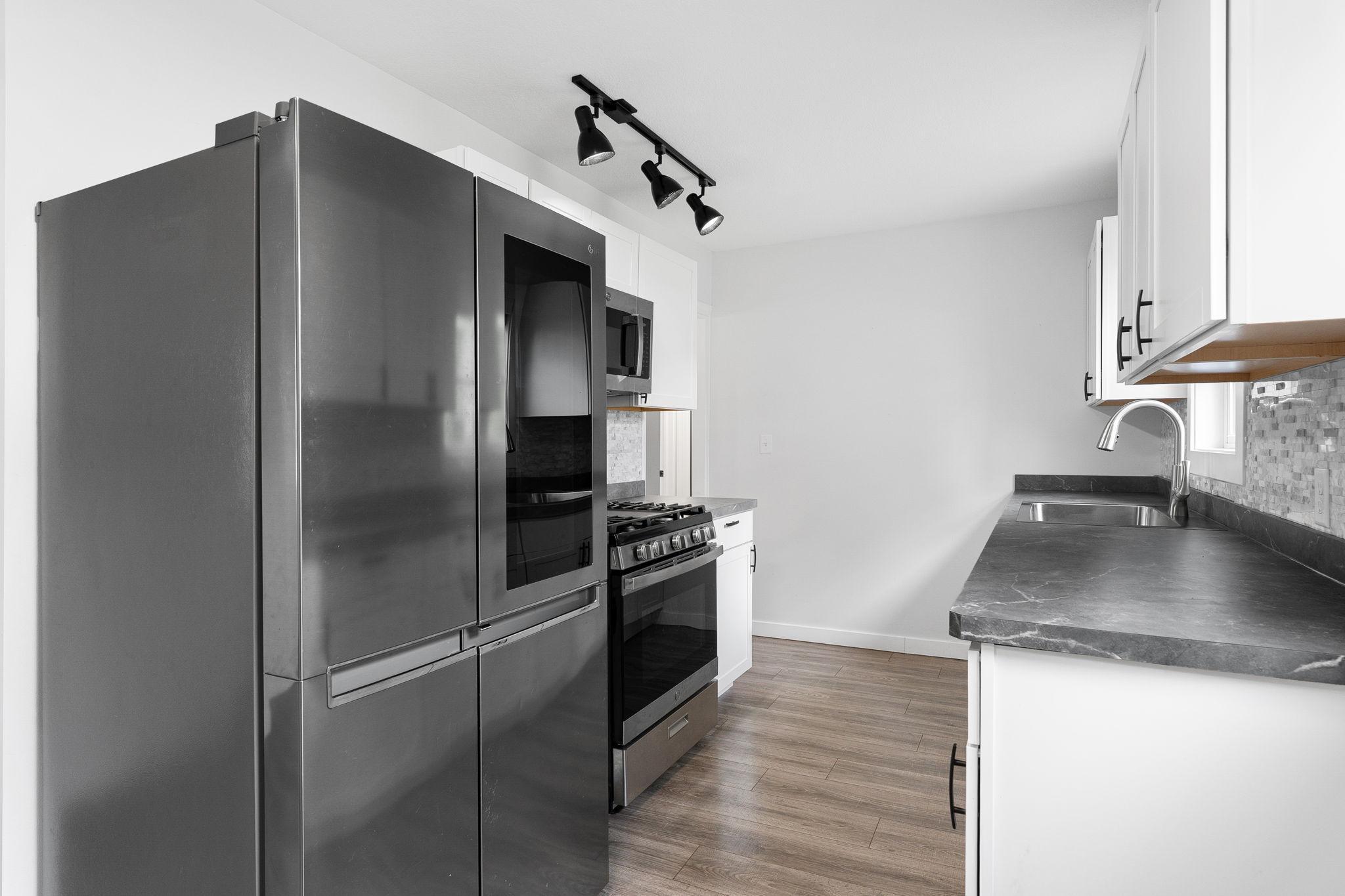 130 16th Street NE