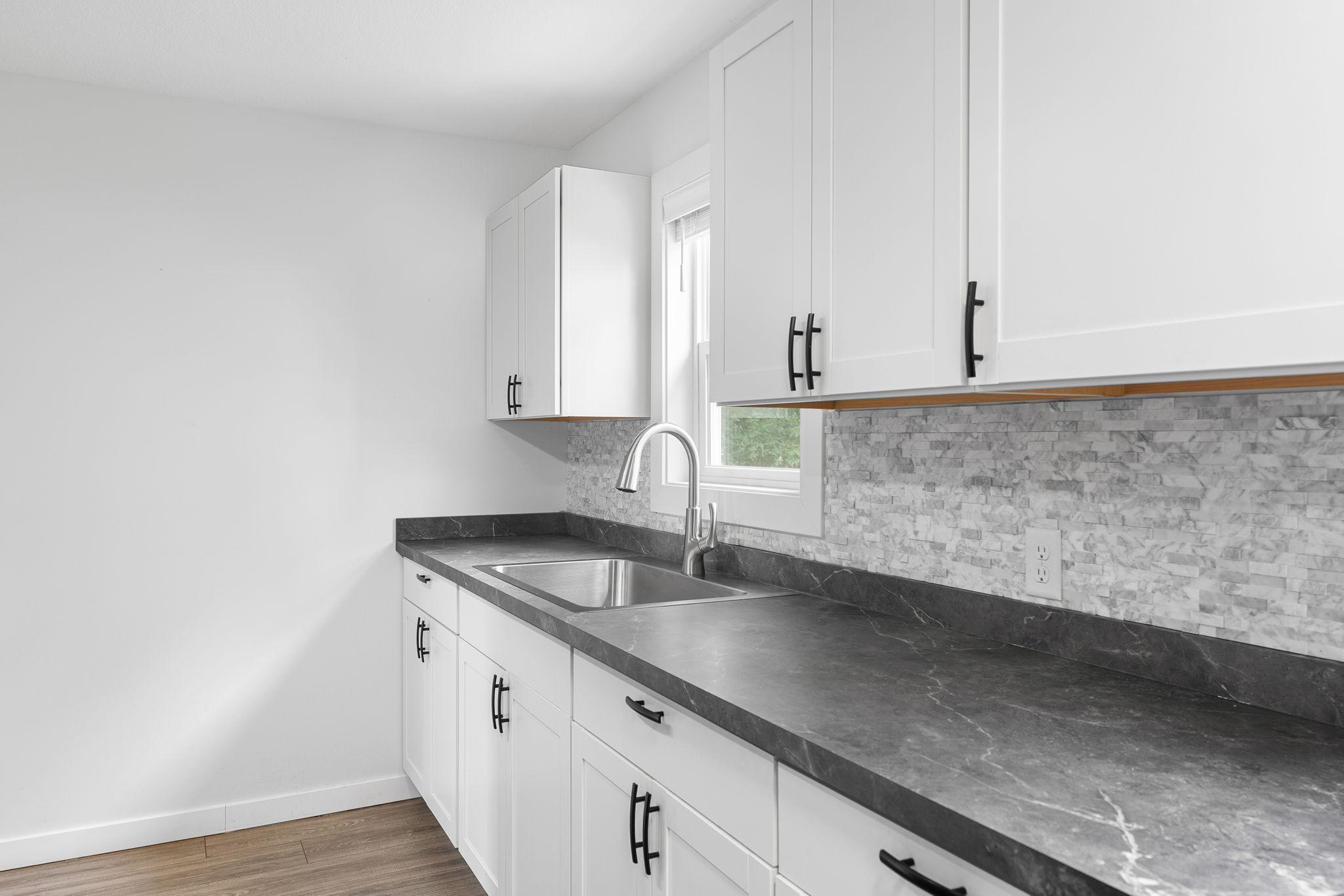 130 16th Street NE