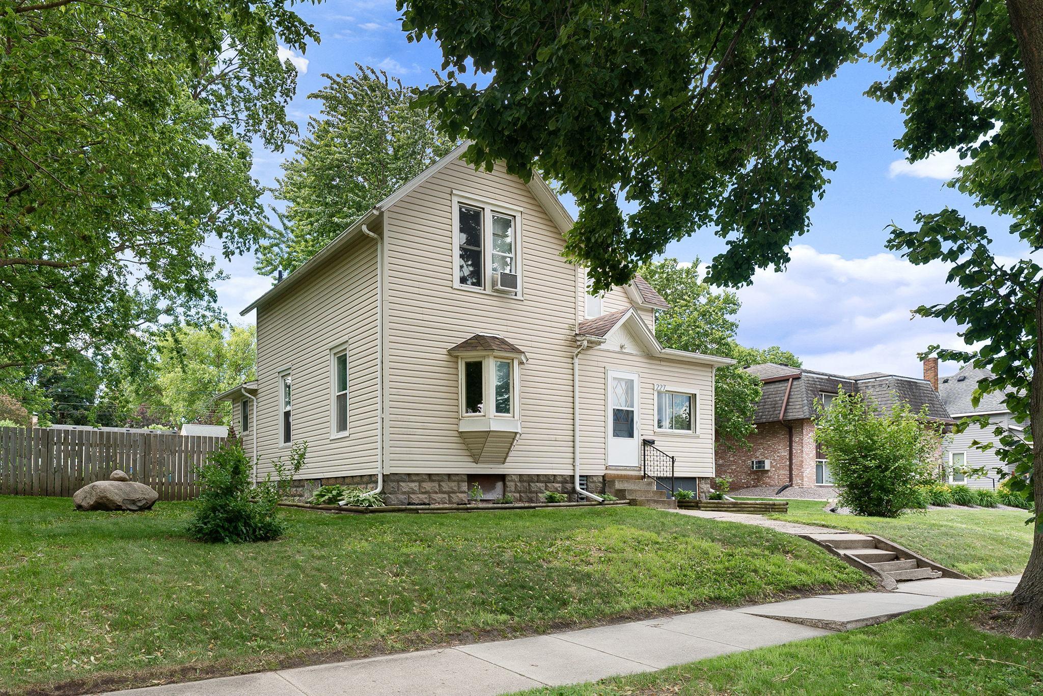227 Phelps Street