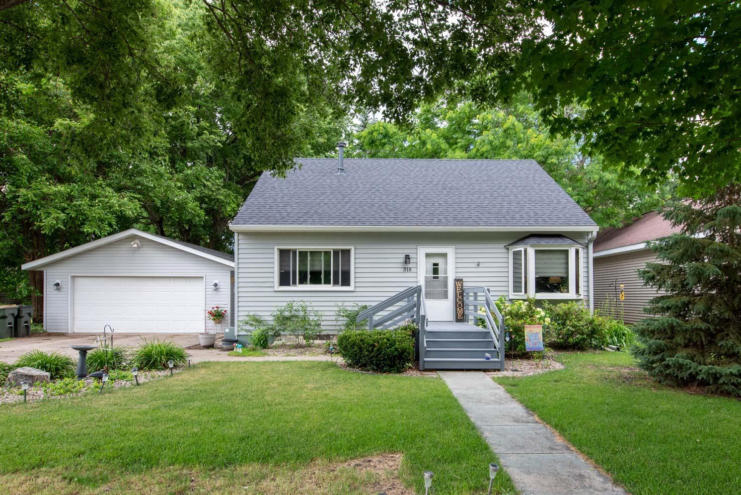 318 W Livermore Street