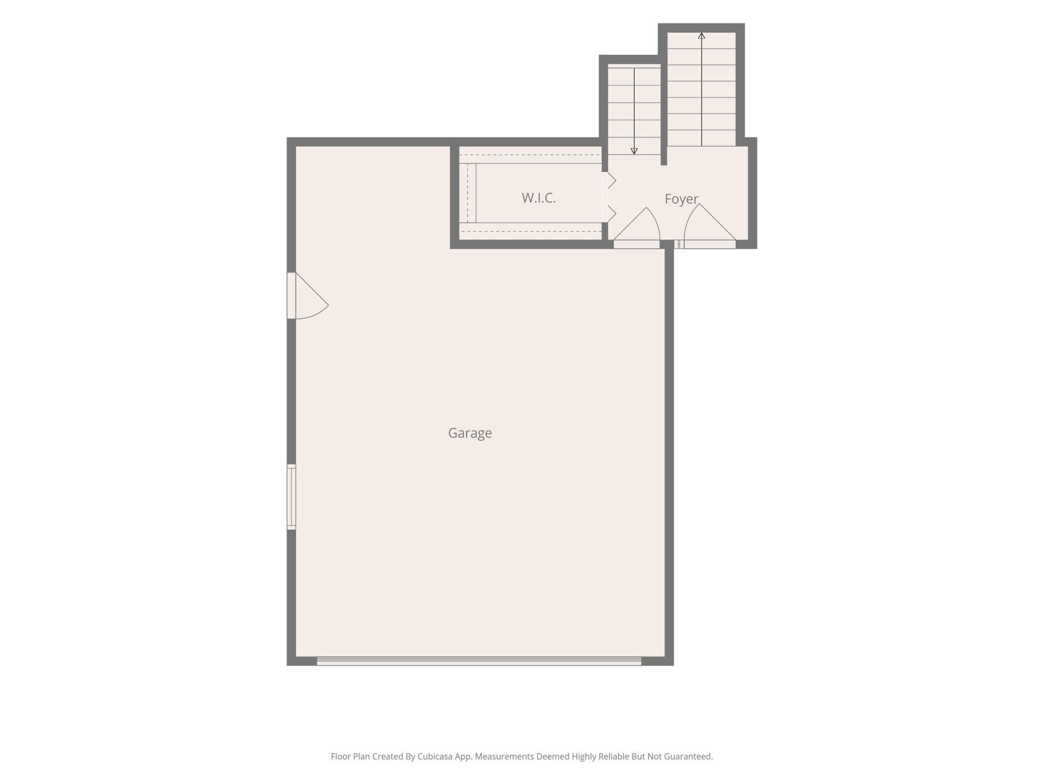 717 Colonial Circle