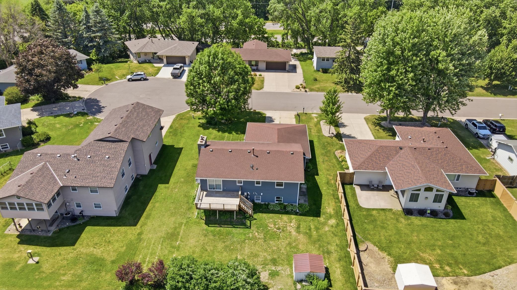 717 Colonial Circle