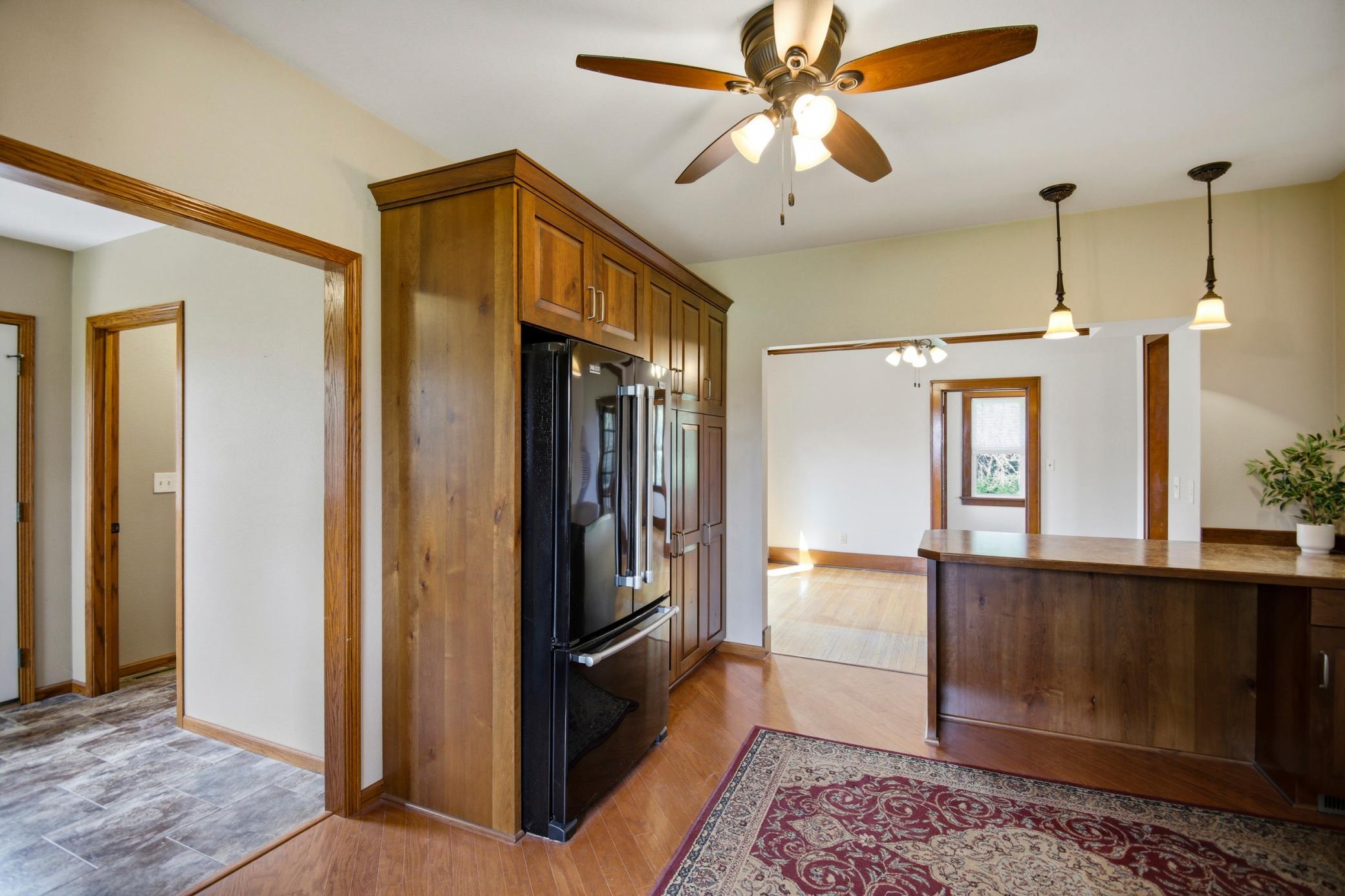 8169 Highway 30 E