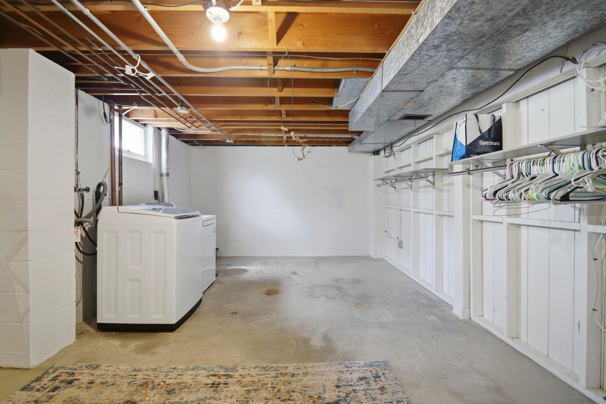 1034 Cardinal Drive