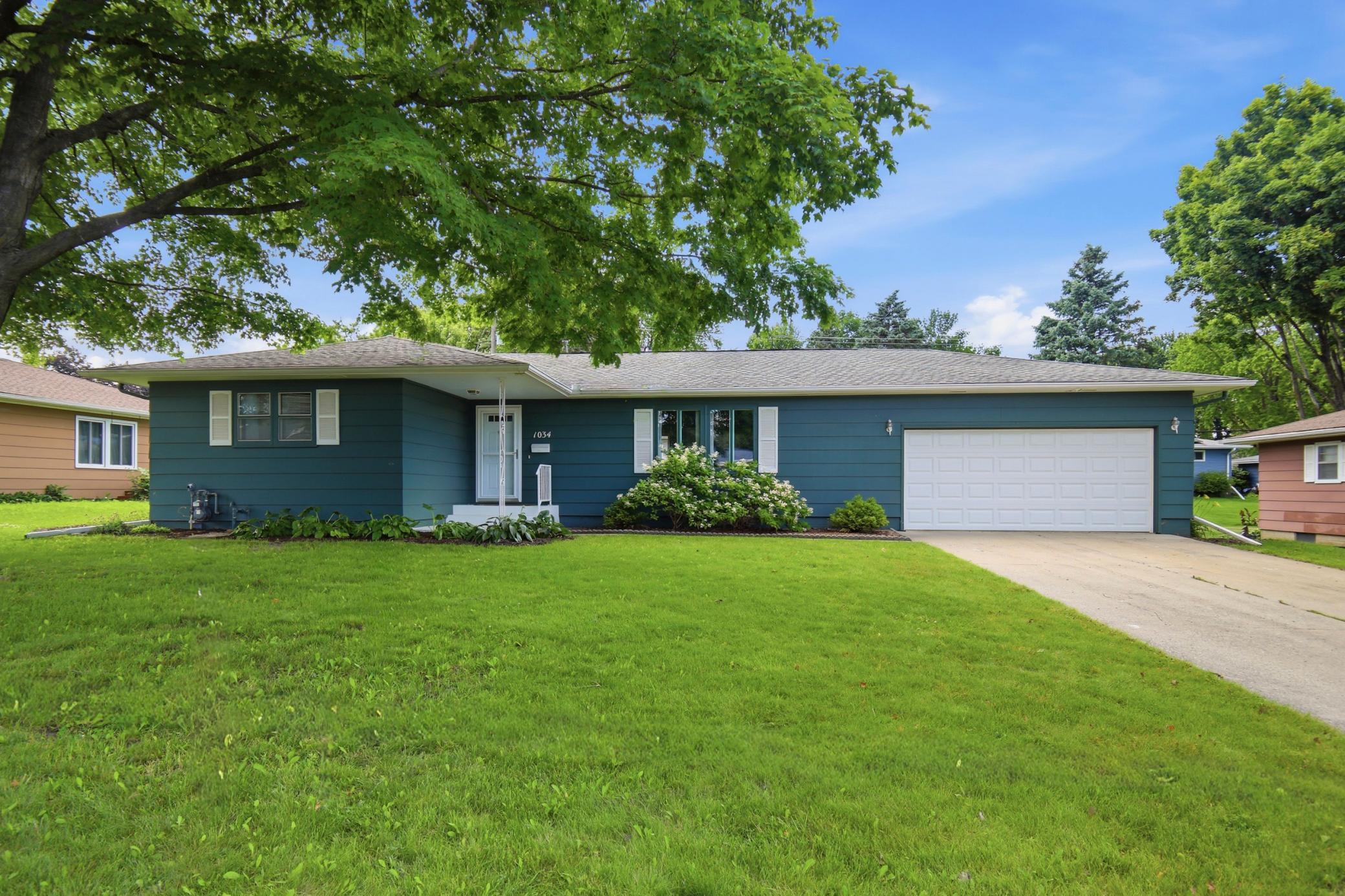 1034 Cardinal Drive