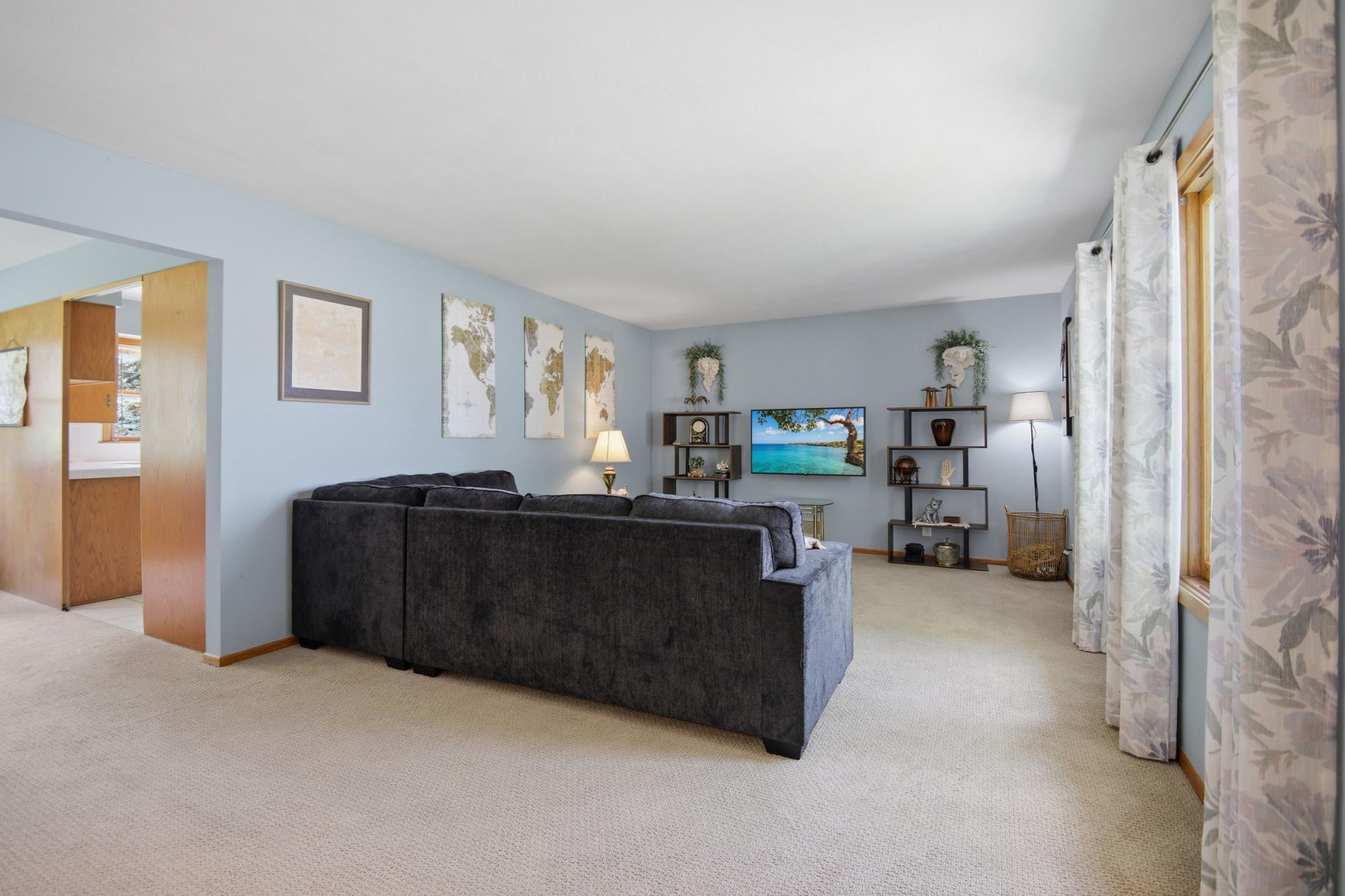 1034 Cardinal Drive