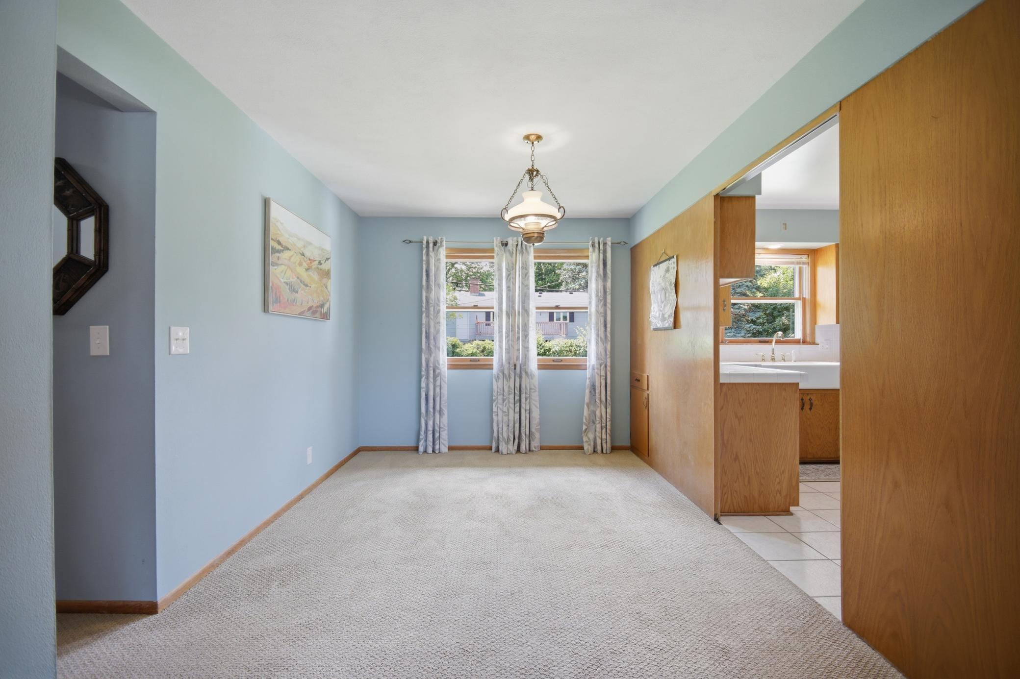 1034 Cardinal Drive