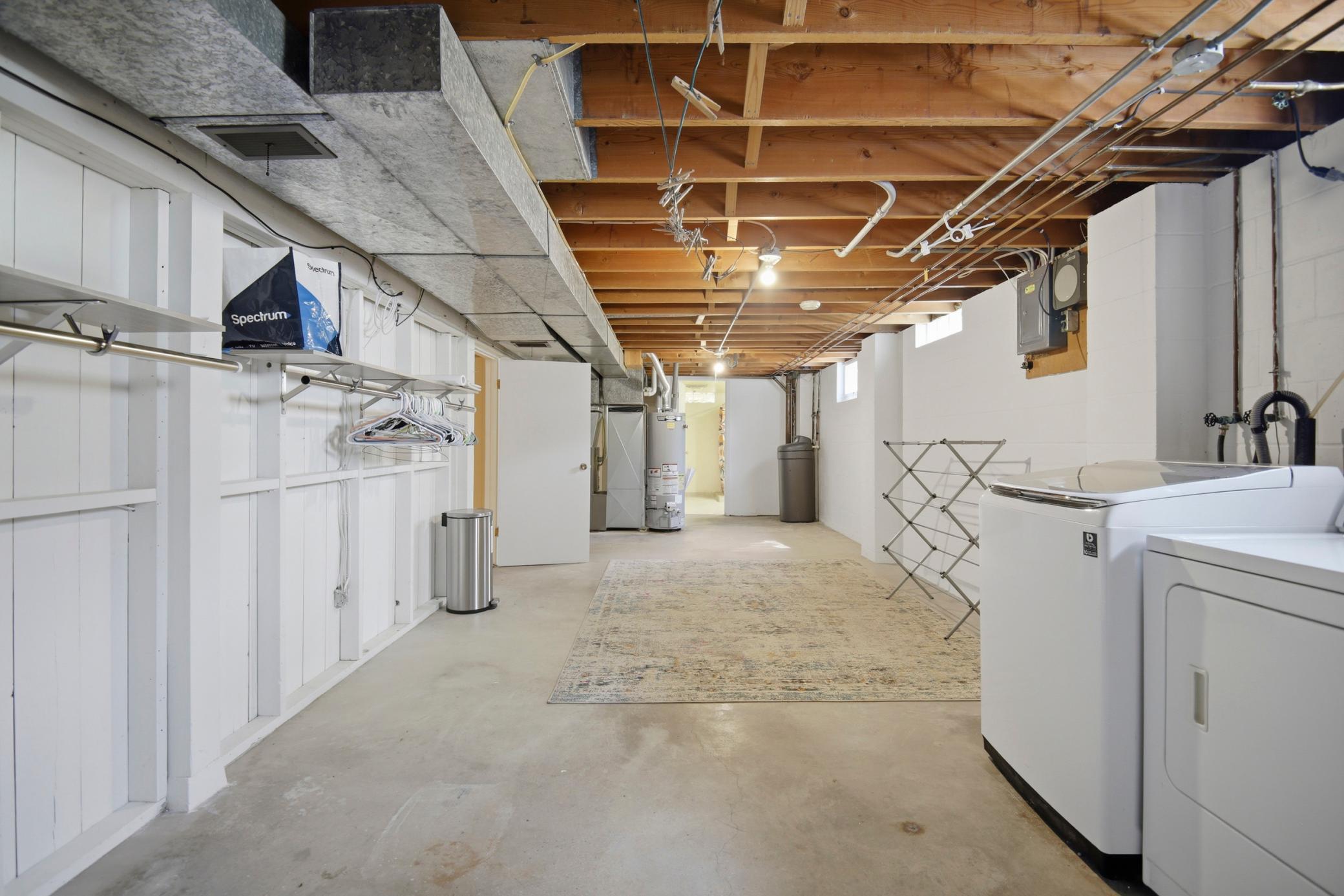 1034 Cardinal Drive