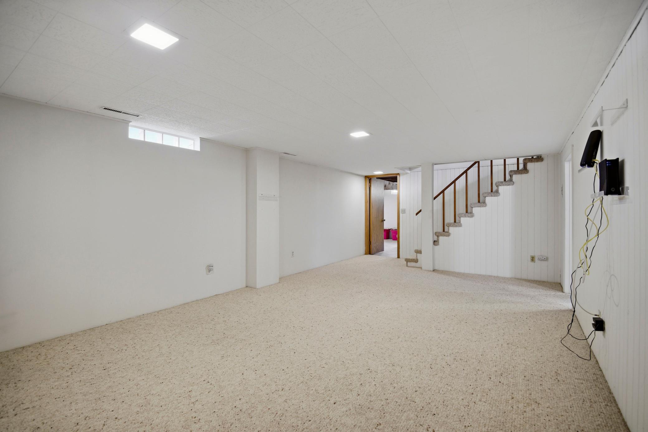 1034 Cardinal Drive