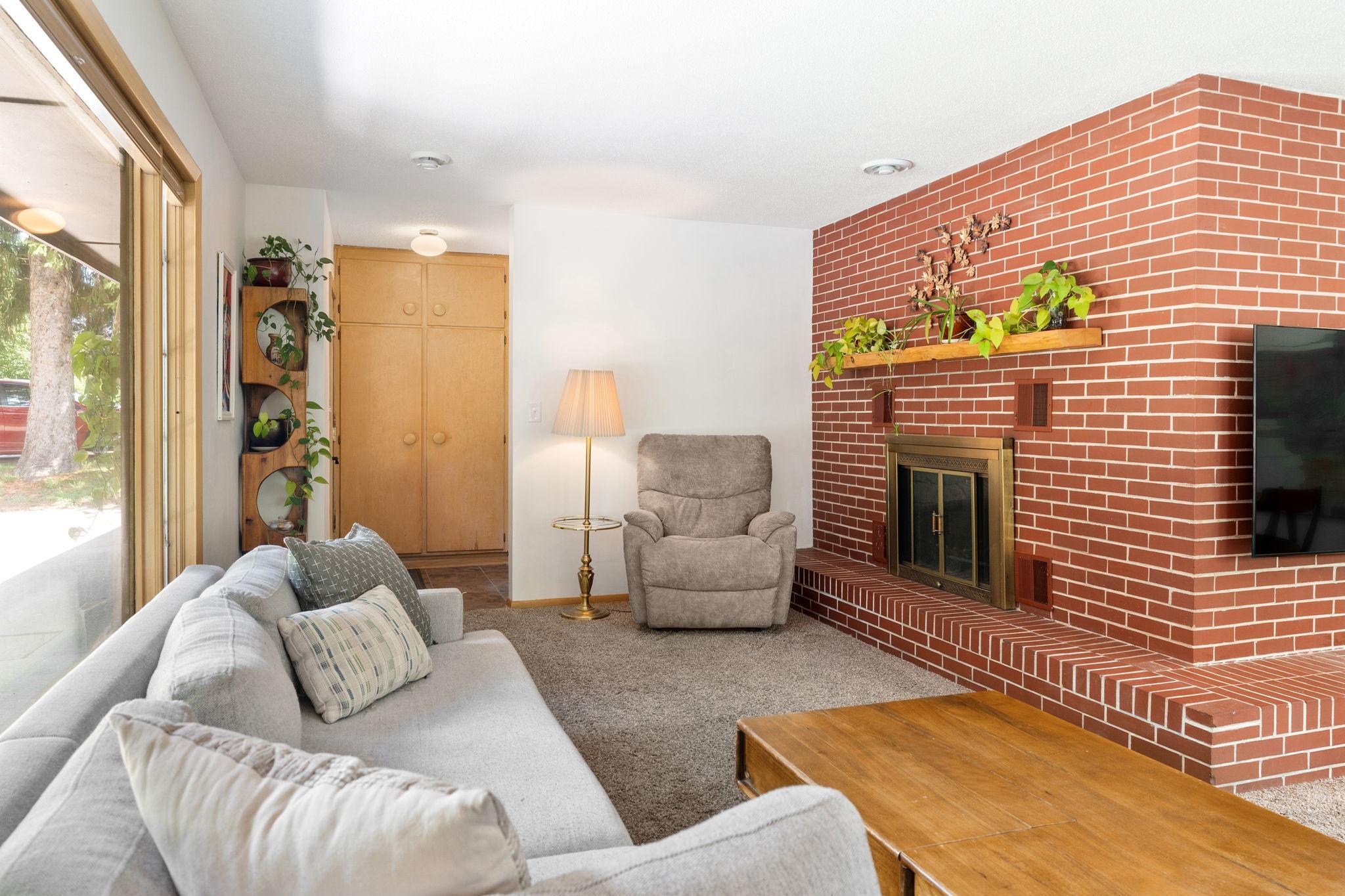 341 Plainview Street