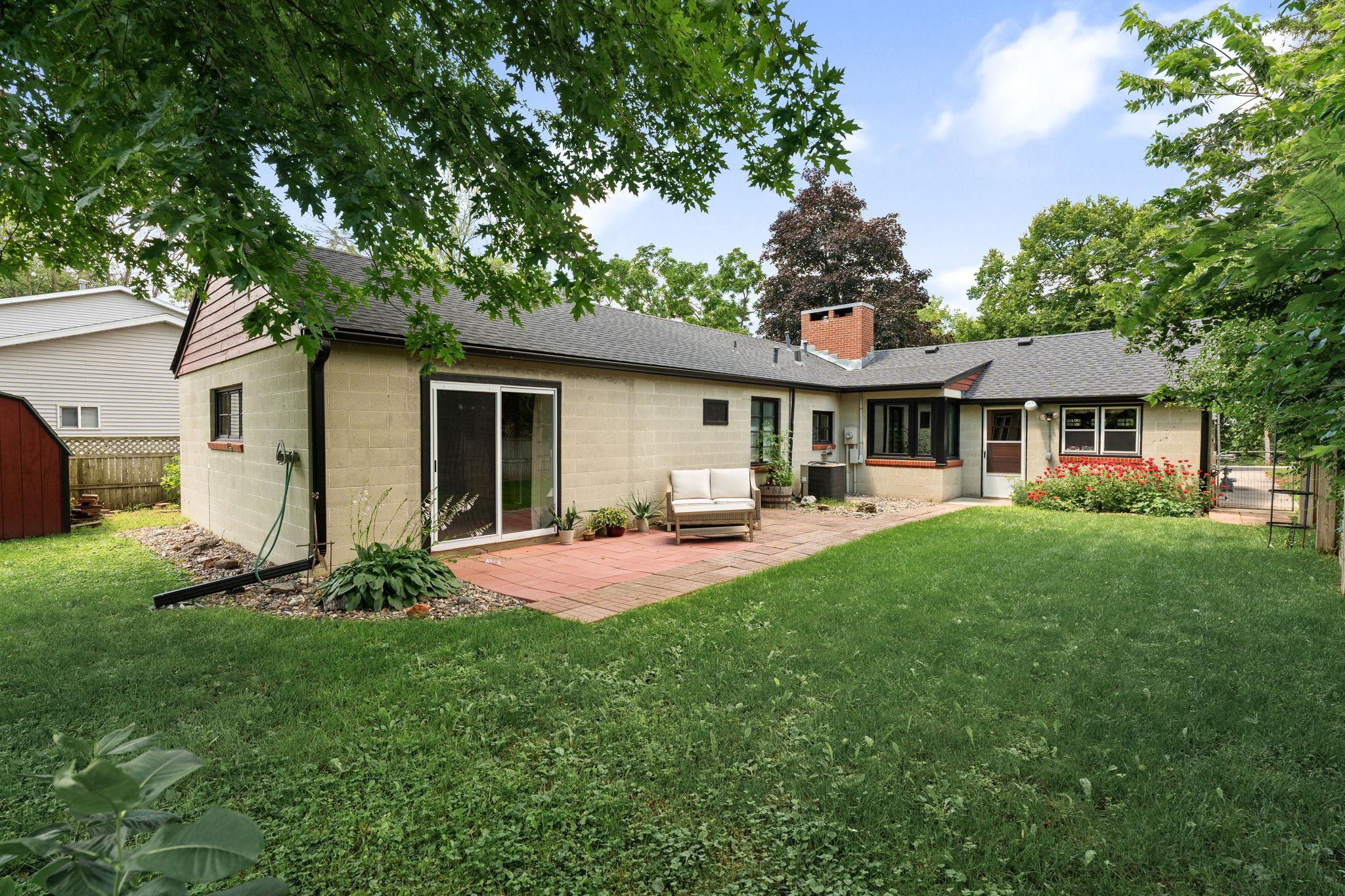 341 Plainview Street
