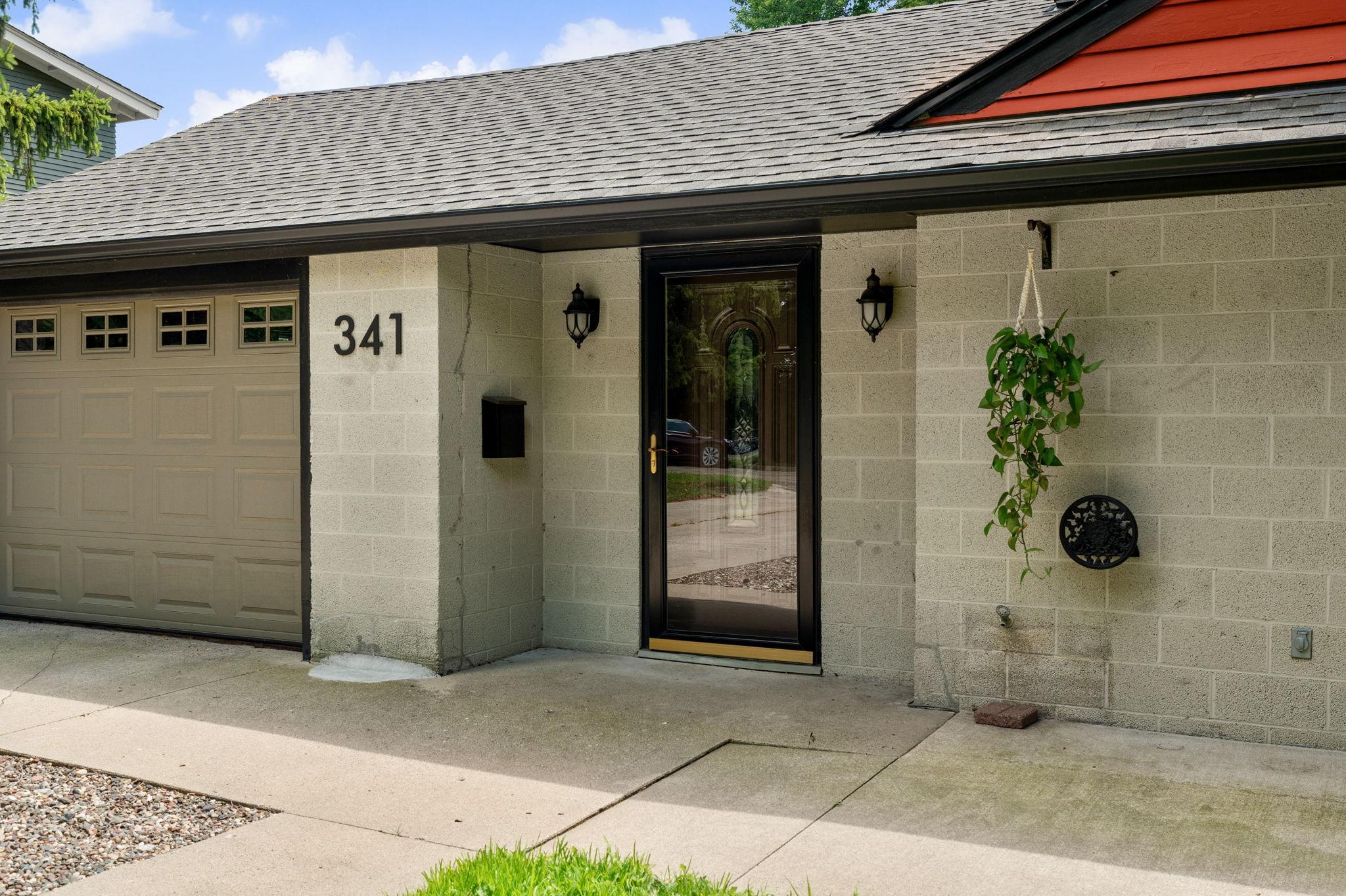 341 Plainview Street