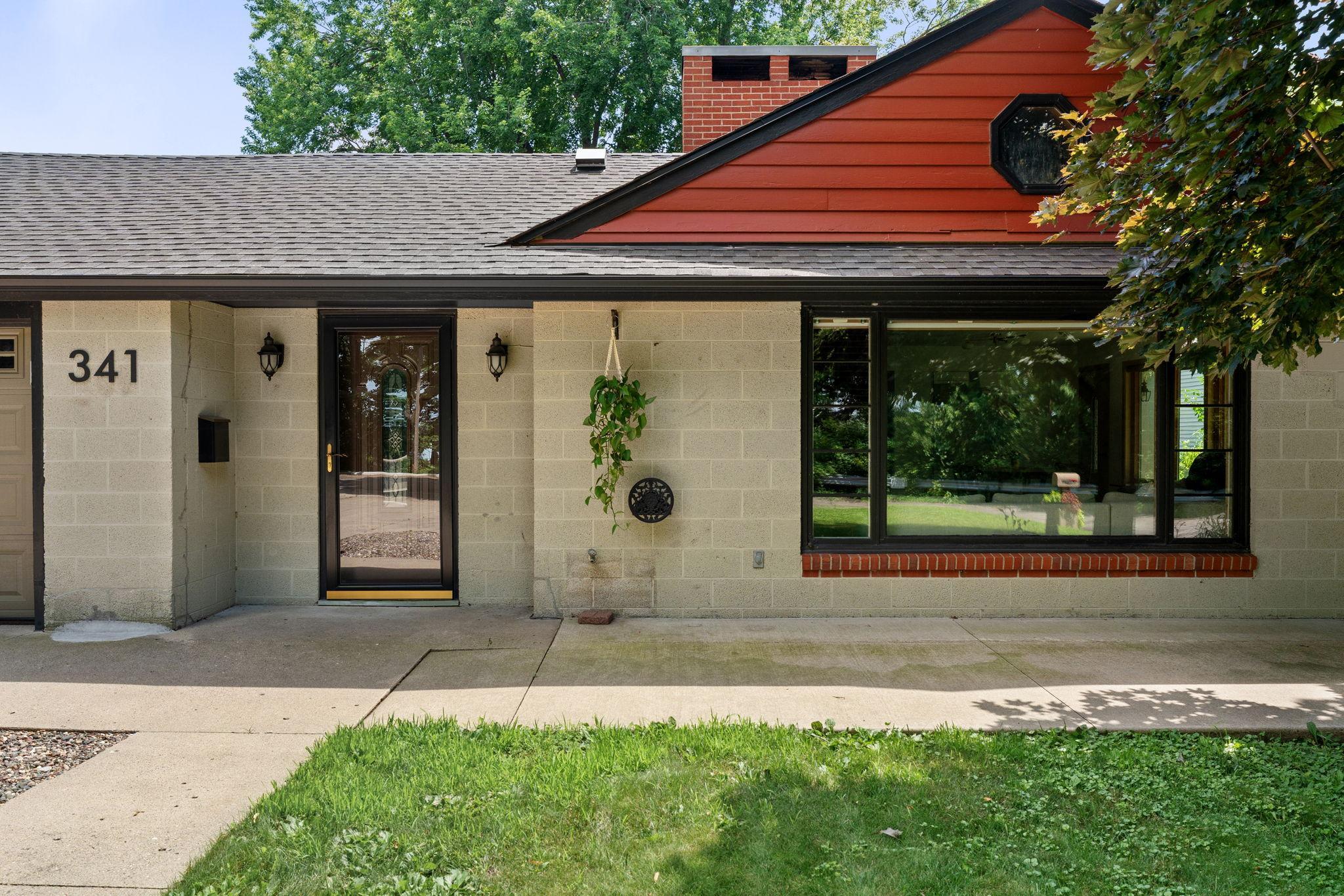 341 Plainview Street