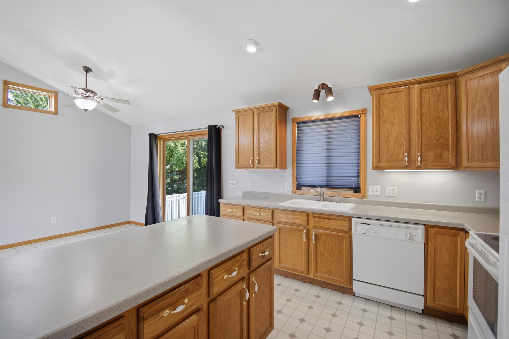 1690 Mineral Springs Parkway