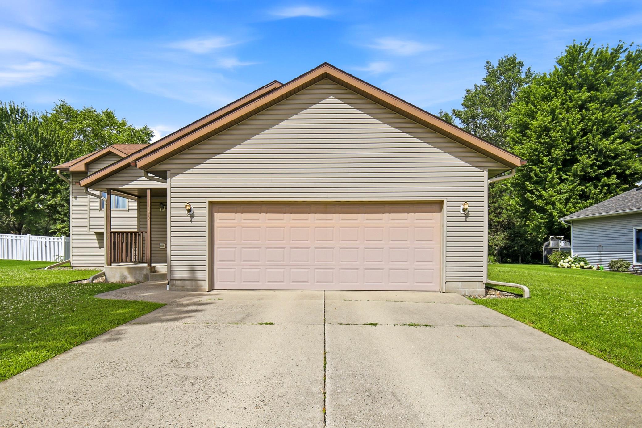 1690 Mineral Springs Parkway