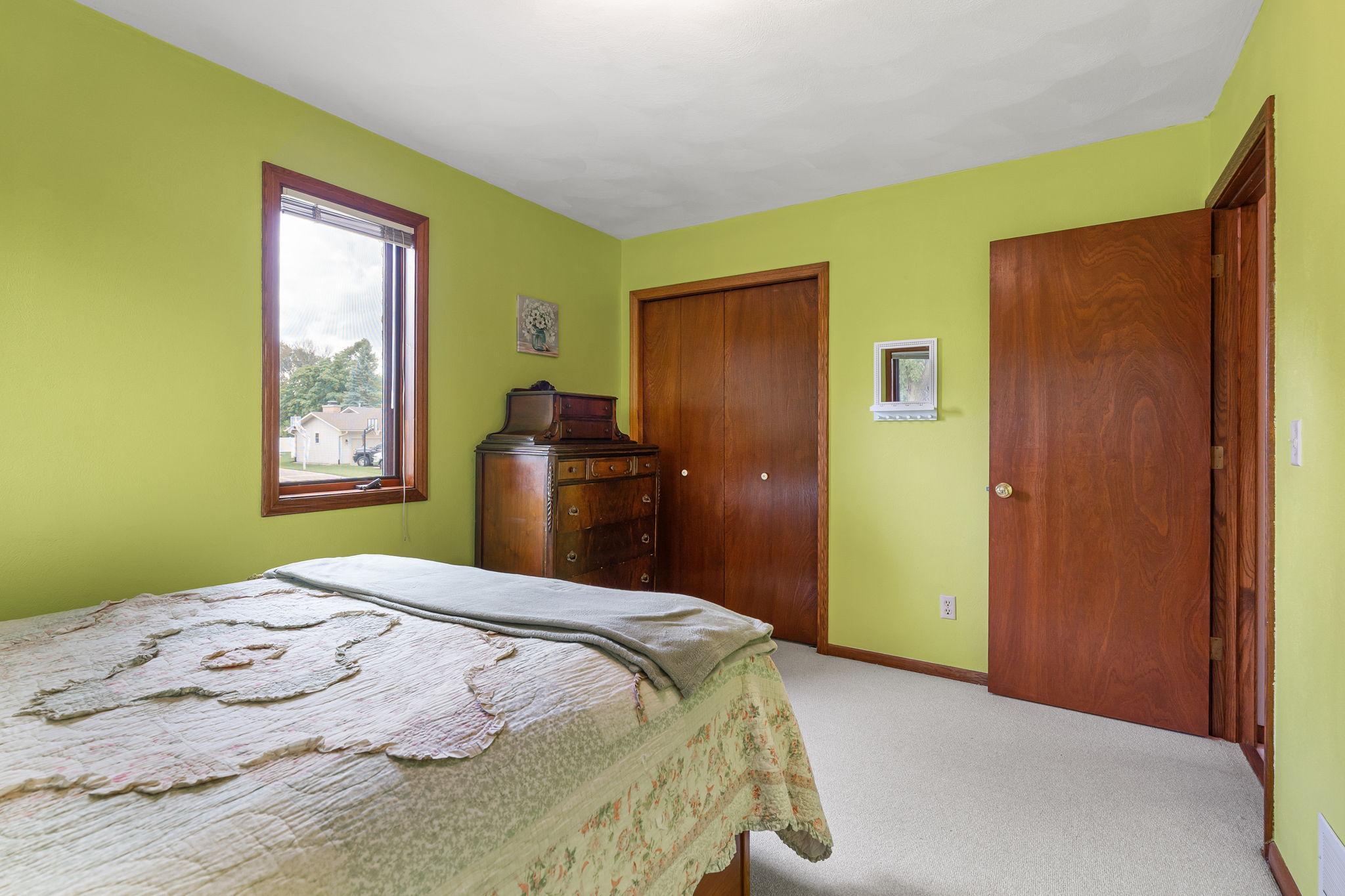 545 Crestview Lane