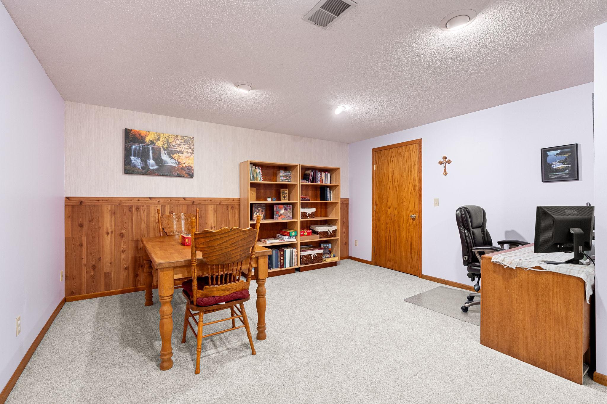 545 Crestview Lane