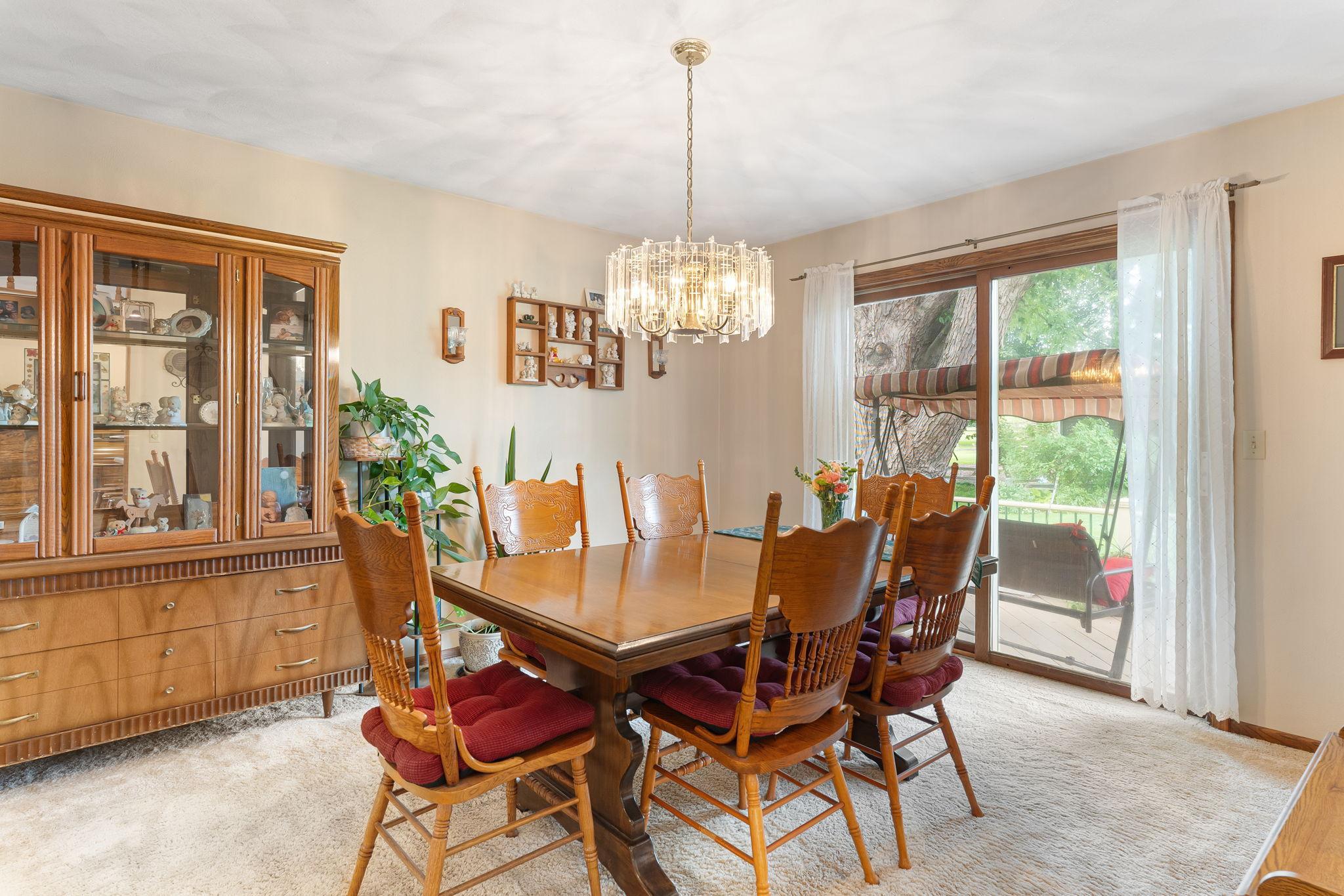 545 Crestview Lane