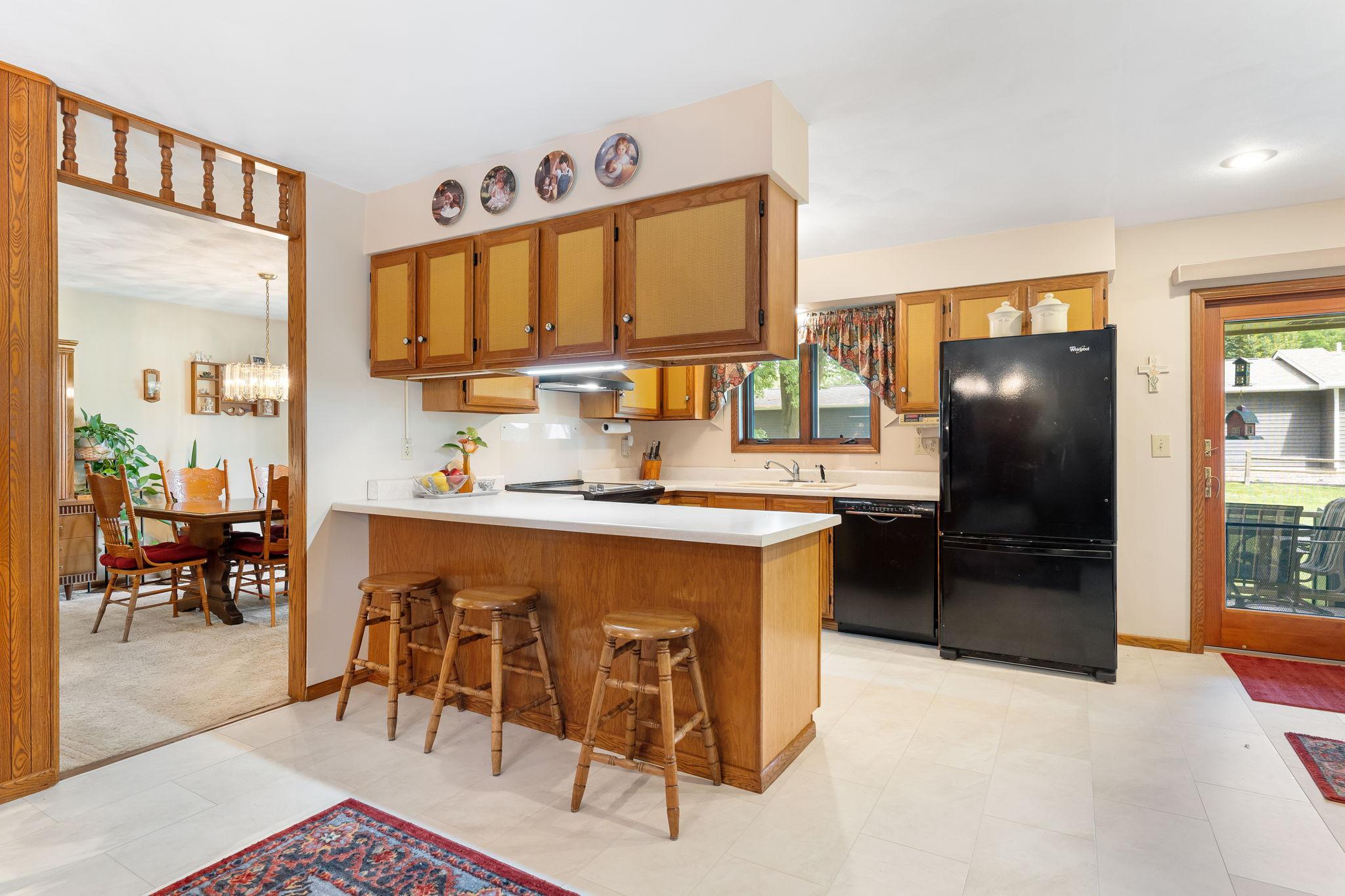 545 Crestview Lane