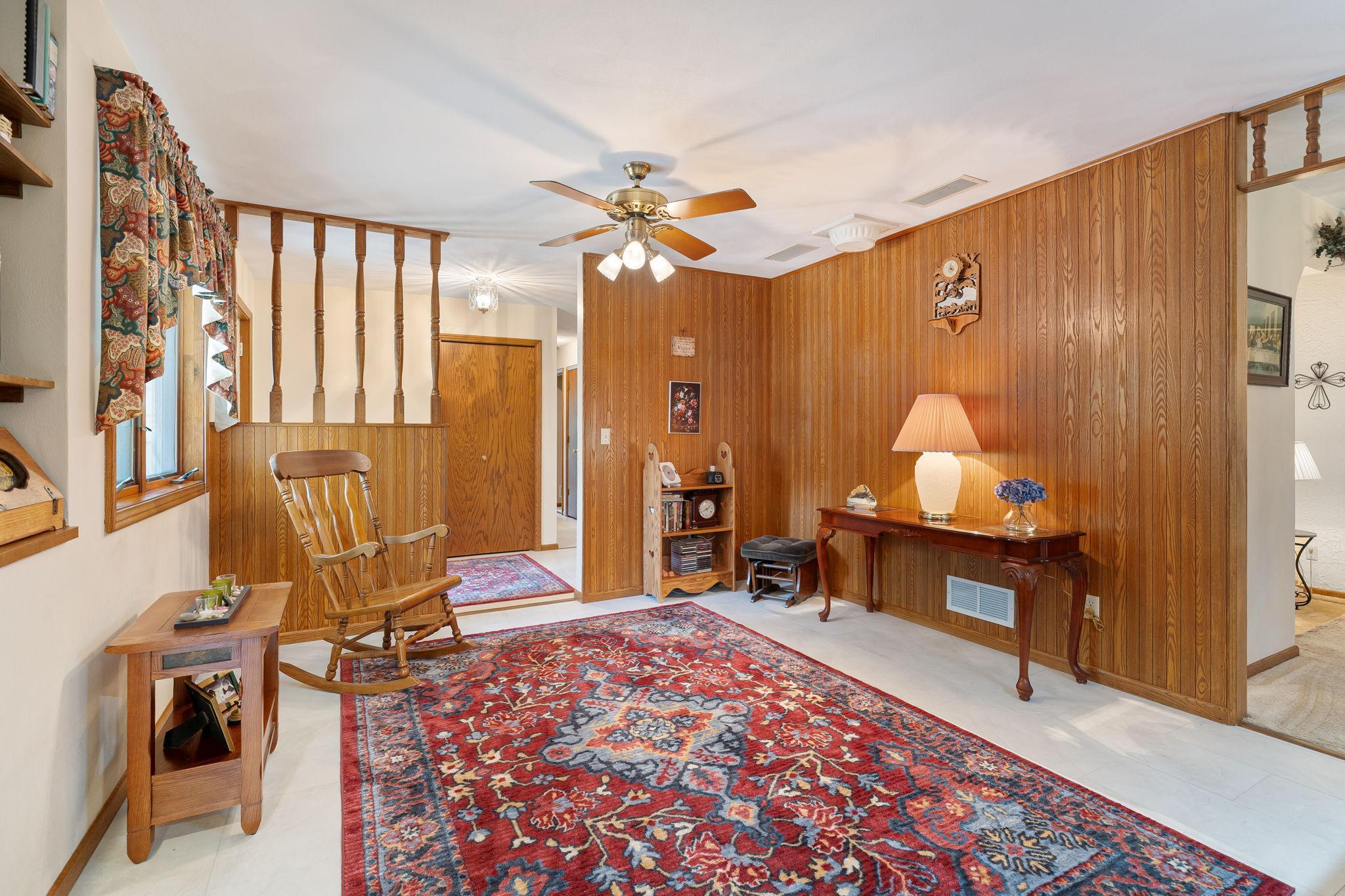 545 Crestview Lane