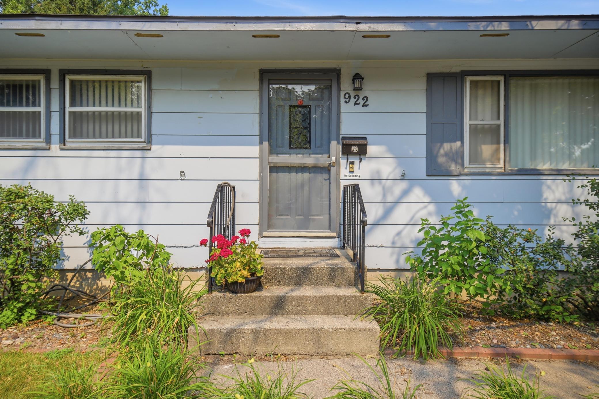 922 Westwood Drive