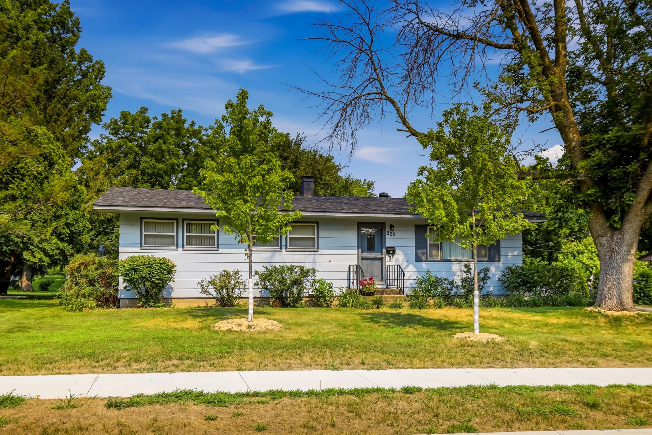 922 Westwood Drive