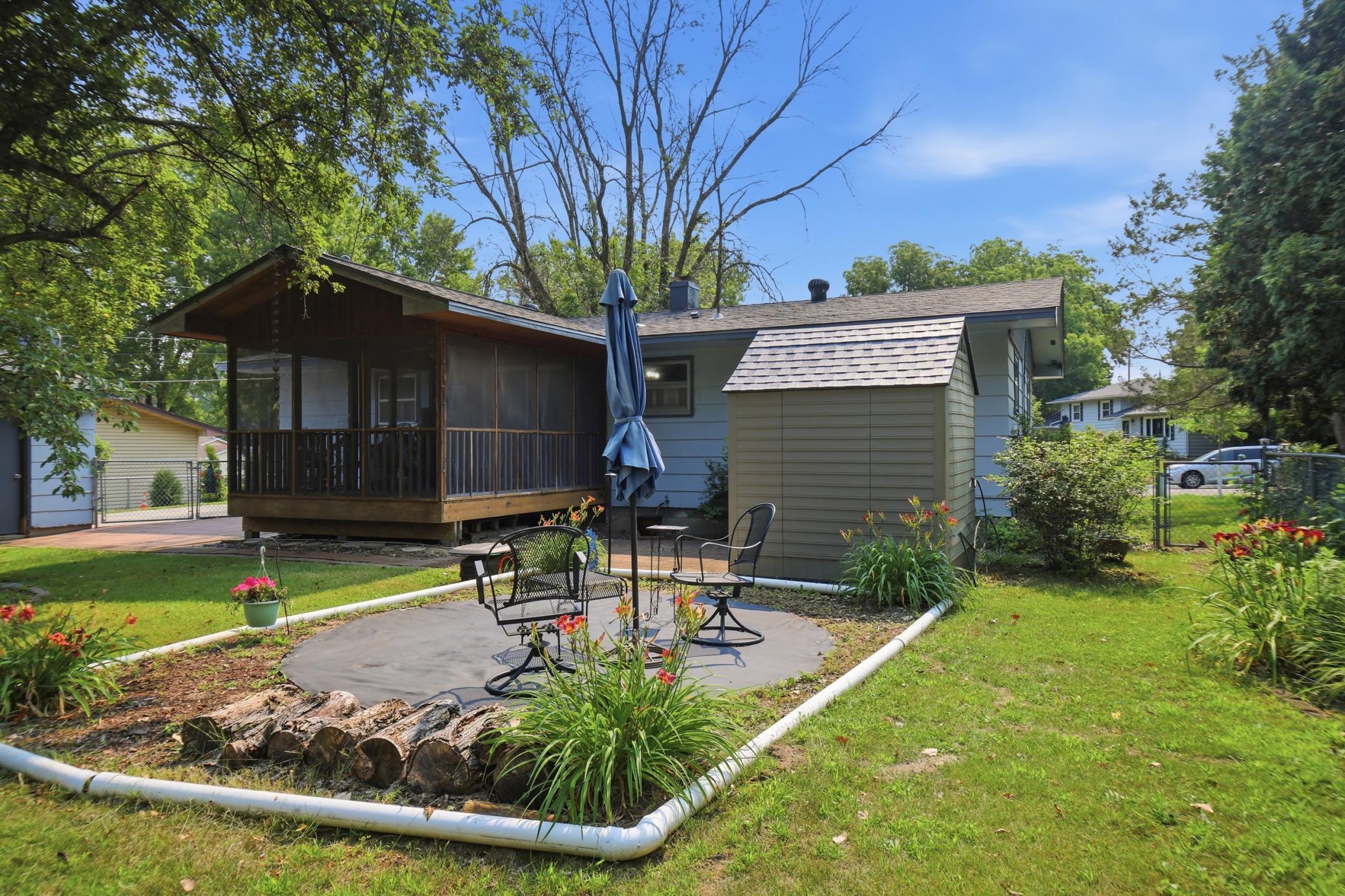 922 Westwood Drive