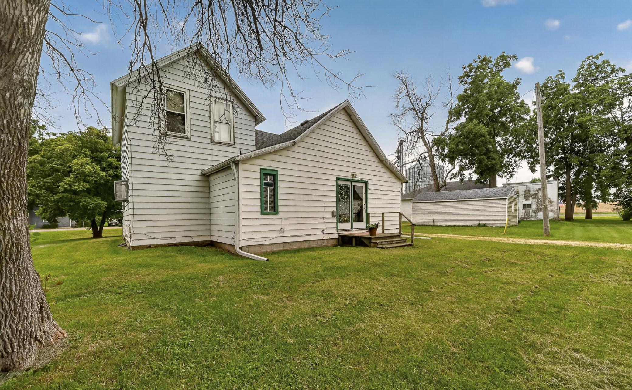 112 E Front Street