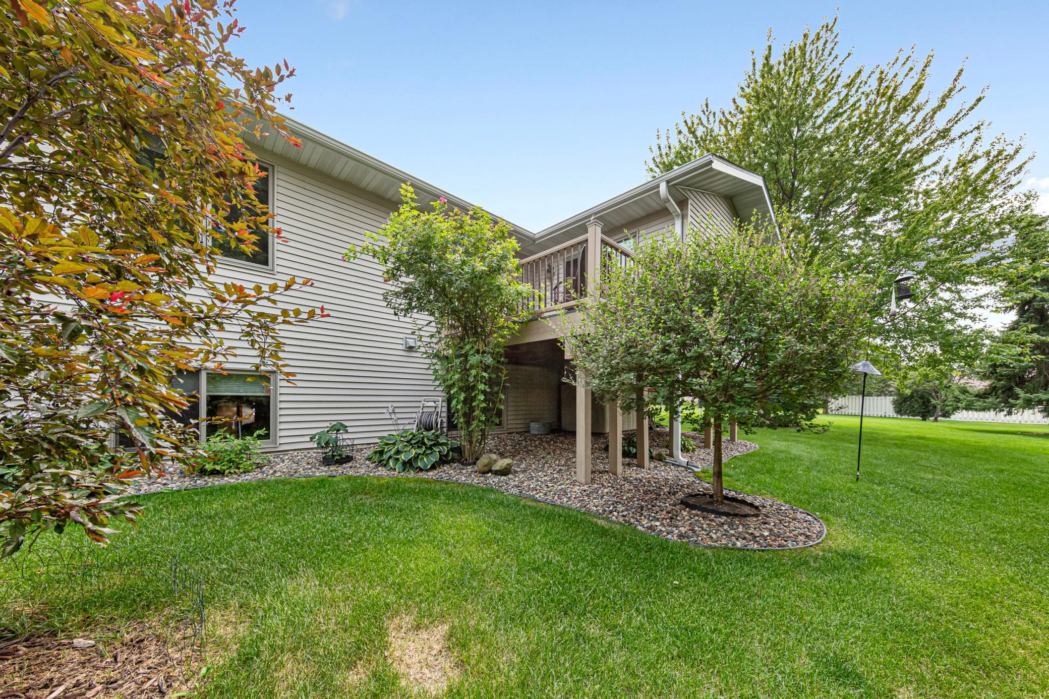 170 Autumn Place NE