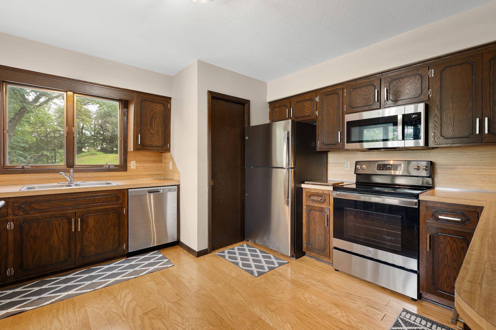 6950 French Lake Court