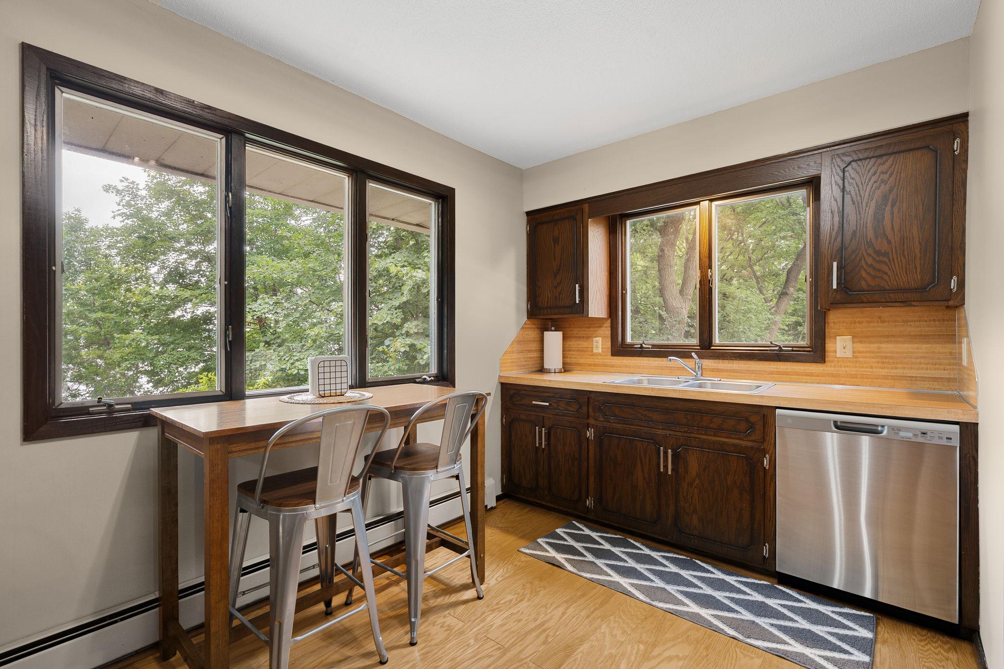 6950 French Lake Court