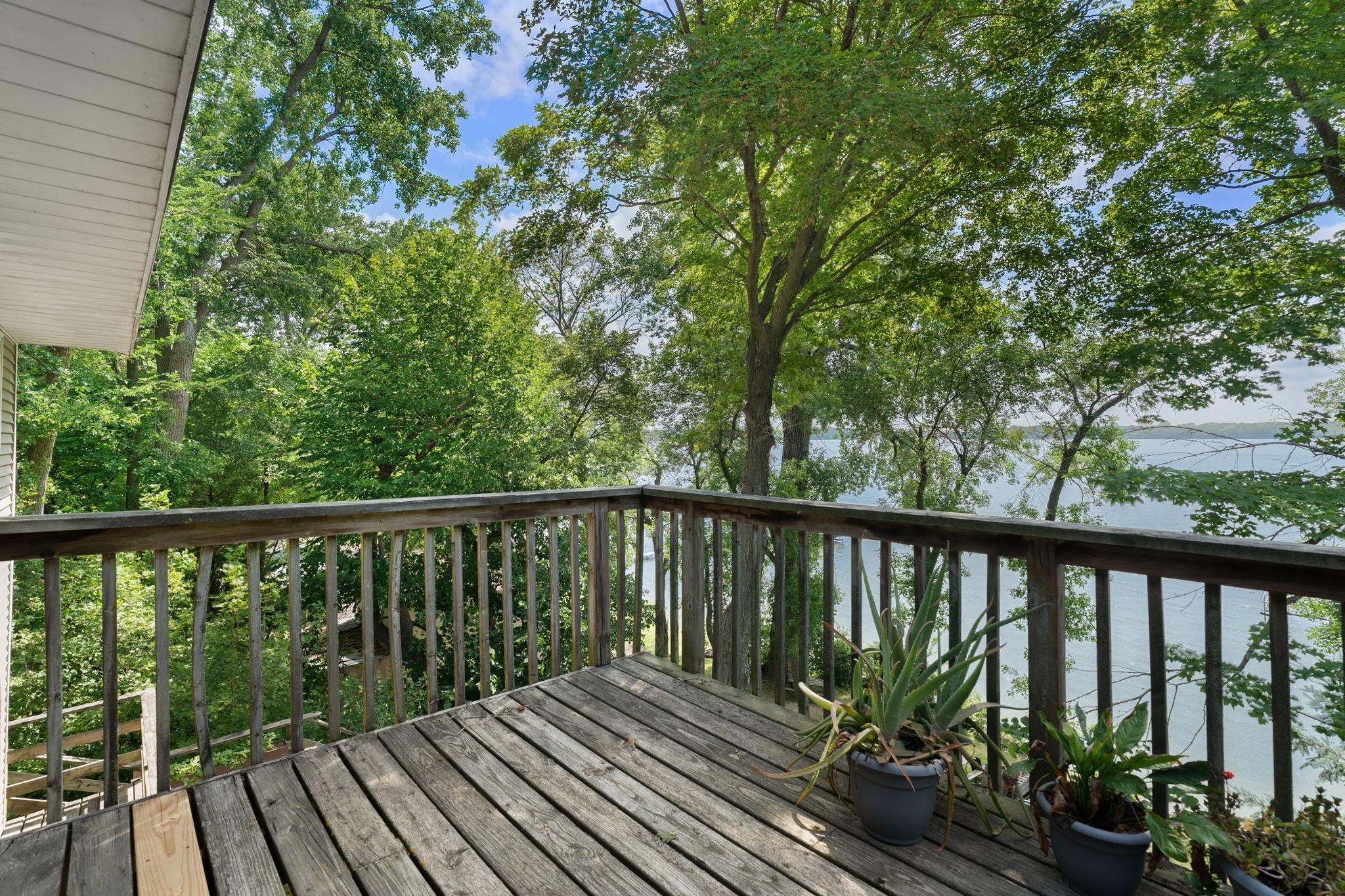 6950 French Lake Court