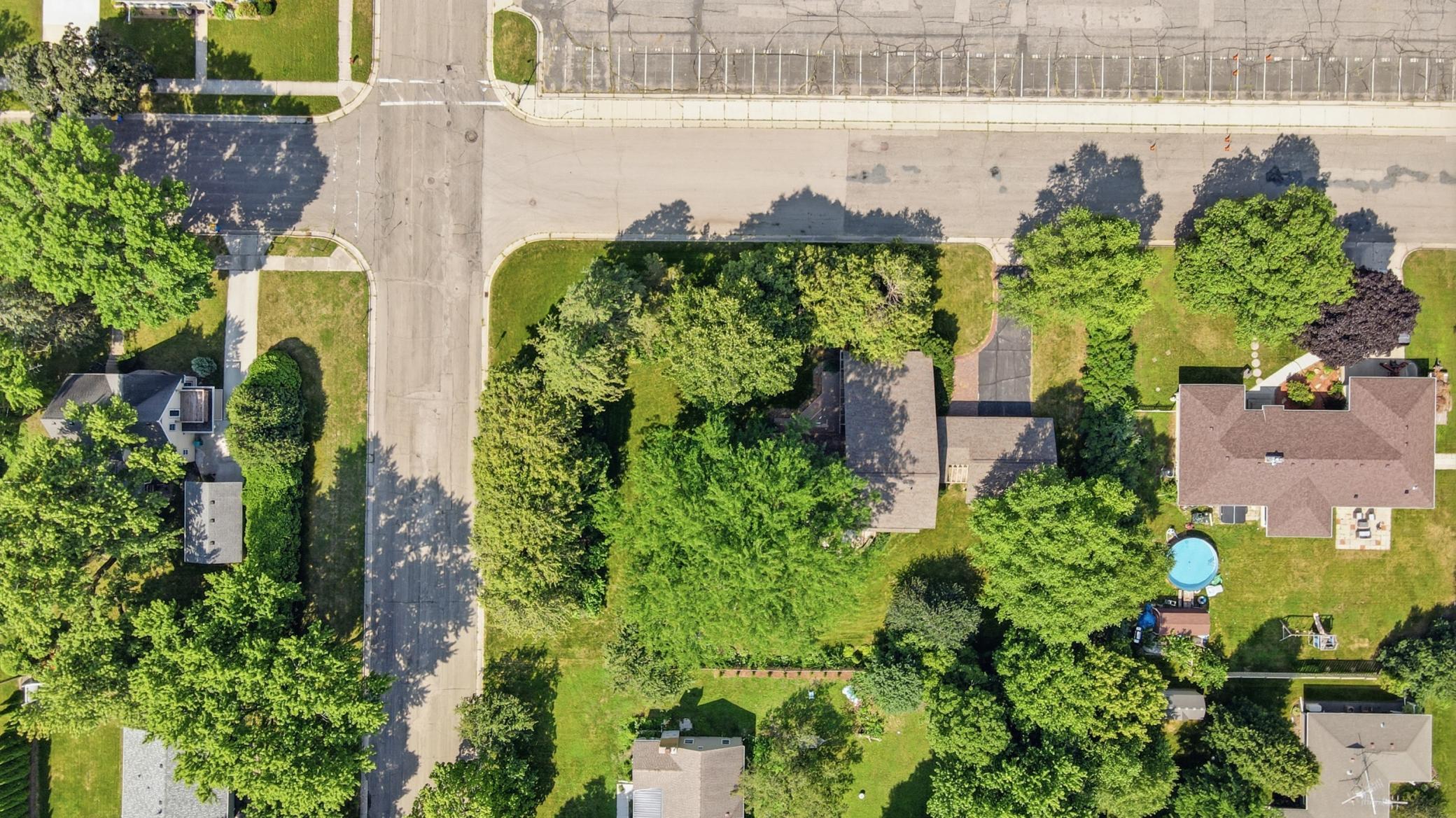 719 Harriet Avenue