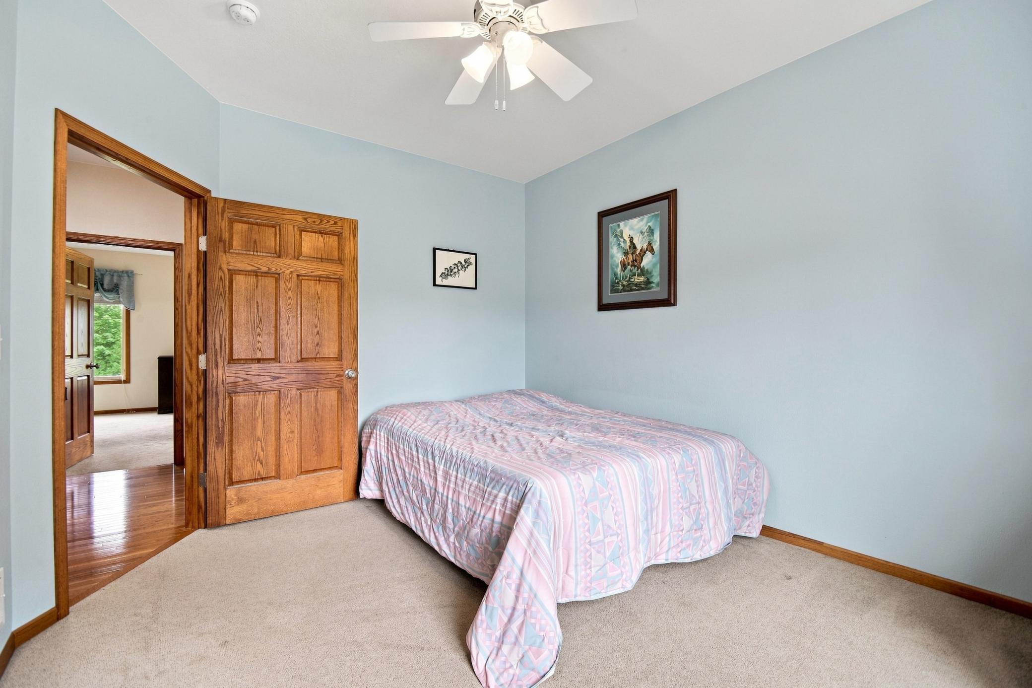 1572 Gray Fox Drive NE