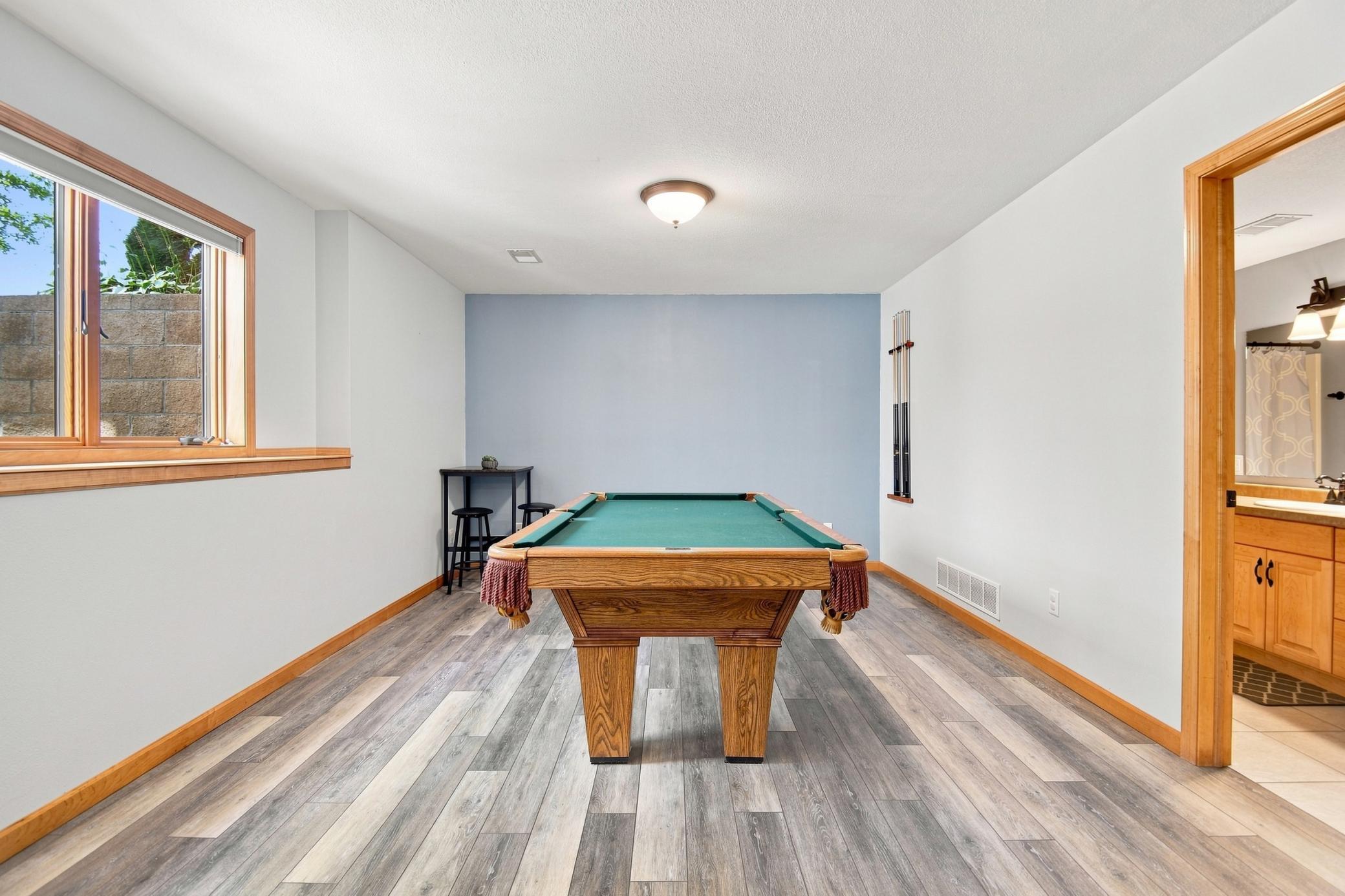 2270 Deer Trail Lane NE