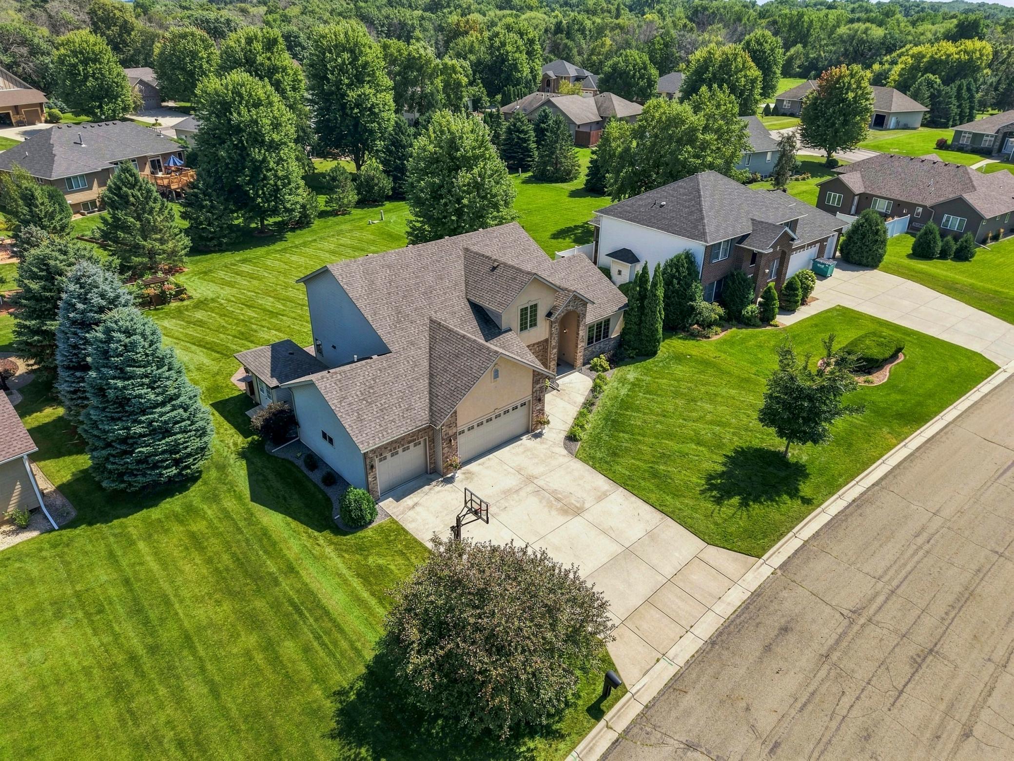 2270 Deer Trail Lane NE